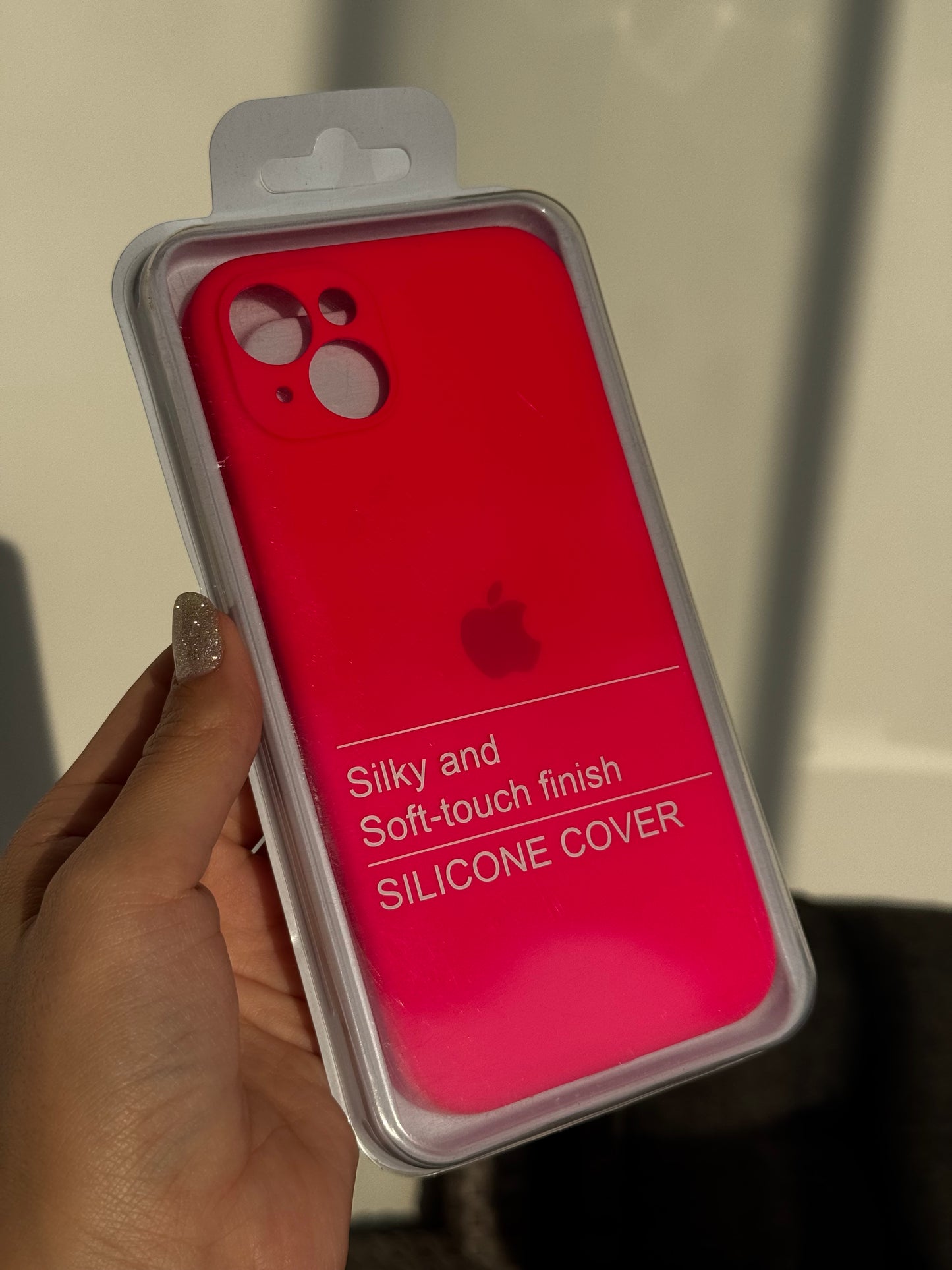 Carcasa tipo original, con protección en cámara: iPhone 14PLUS 📱