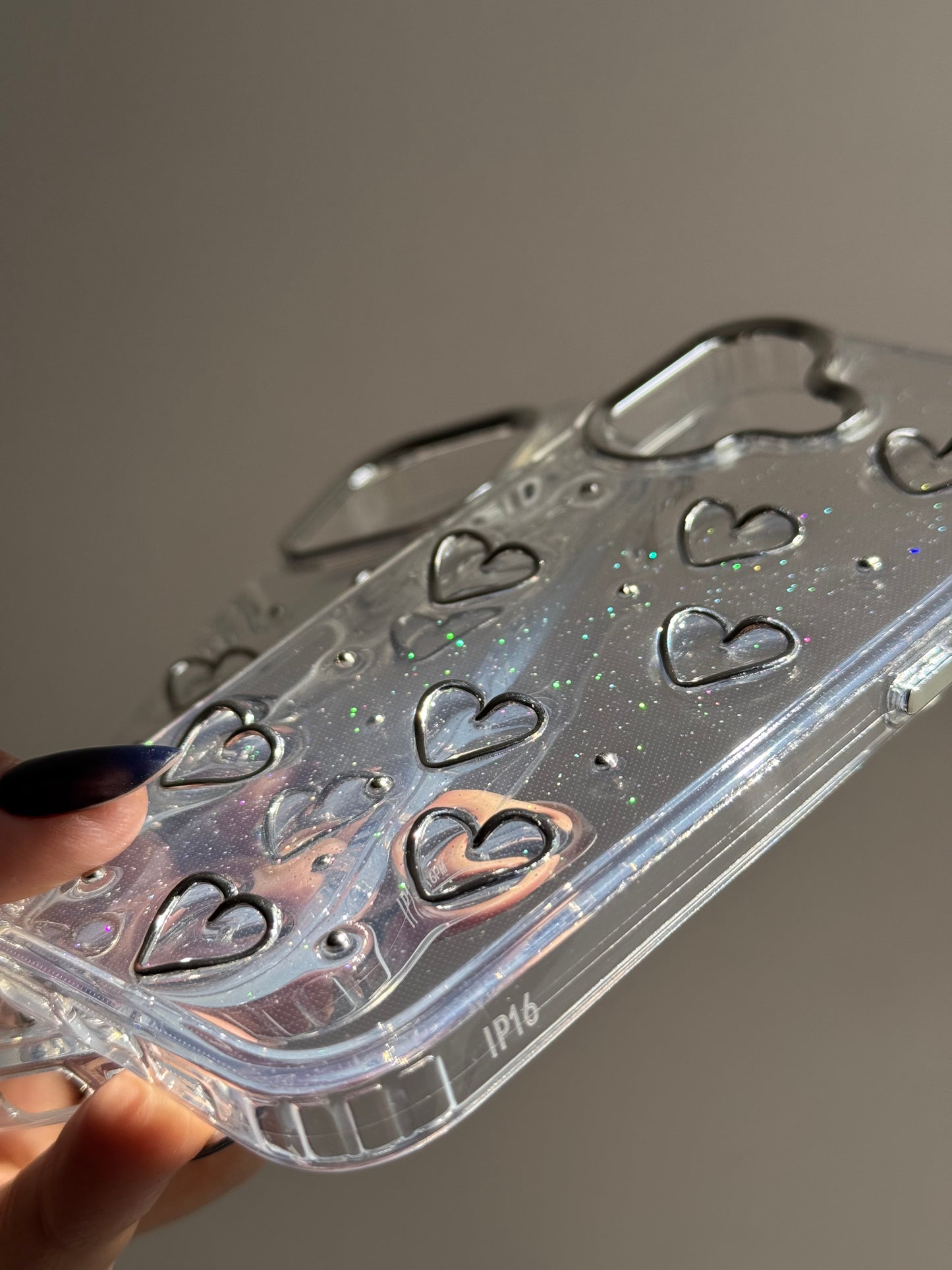 Carcasas Corazones 3D plateados✨(no incluye accesorios)