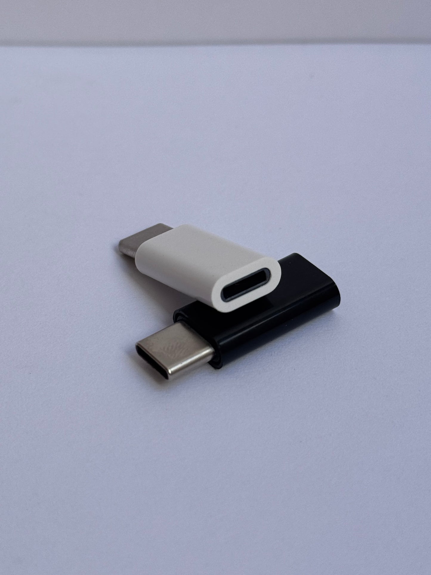 Adaptador conexión C/LIGHTNING (para carga)