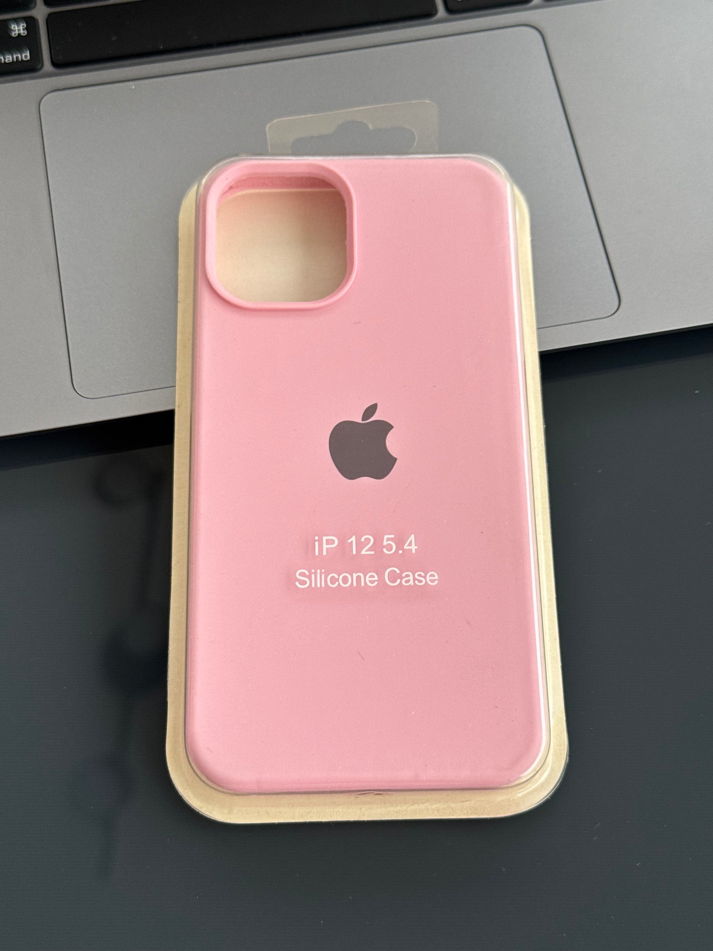 Carcasa tipo original con abertura en cámara: iPhone 12MINI📱