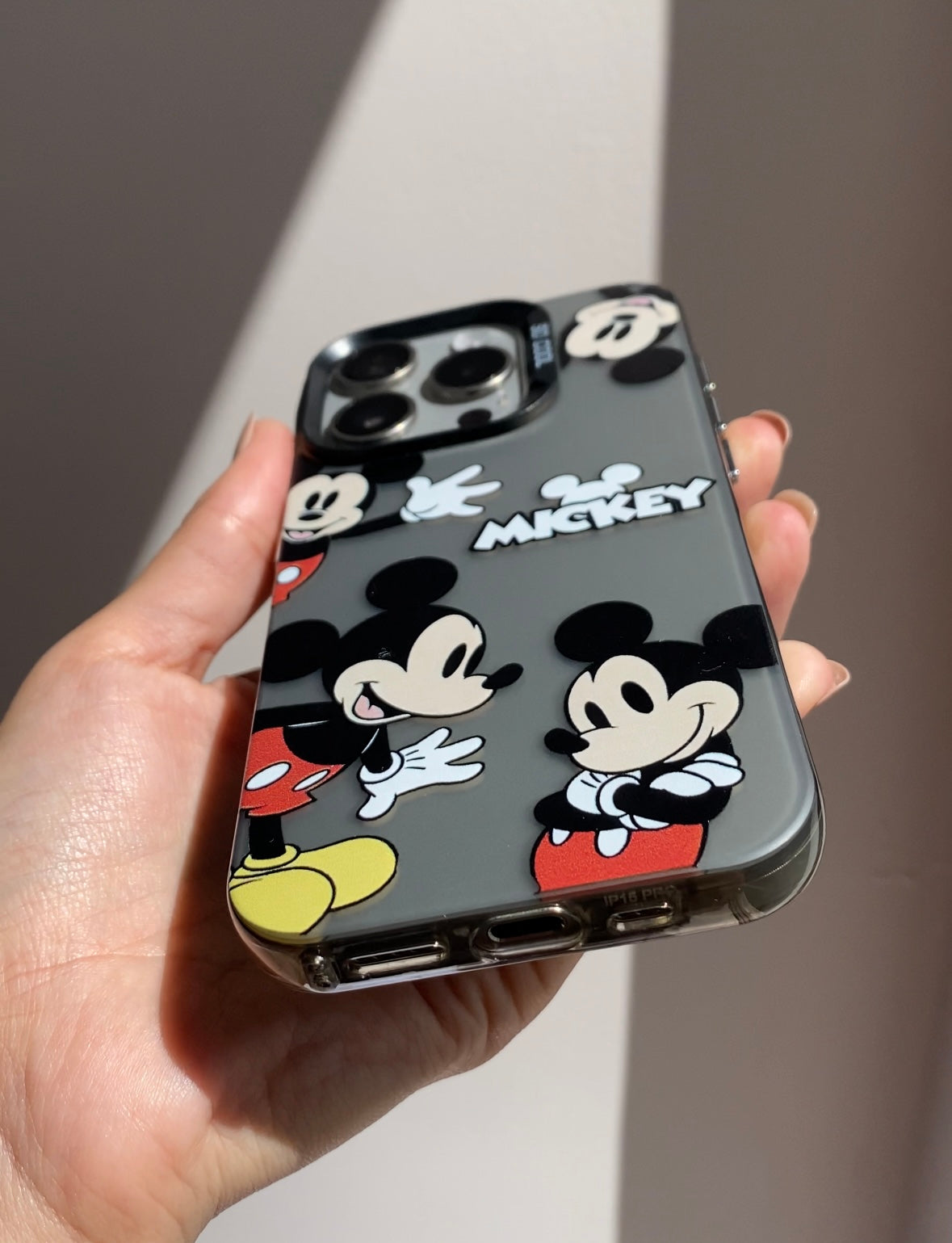Carcasa Mickey 🖤