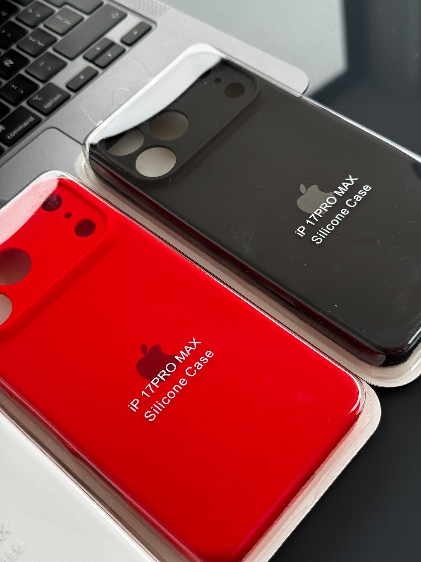 Carcasa tipo original con protección de cámara: IPhone 17PROMAX 📱