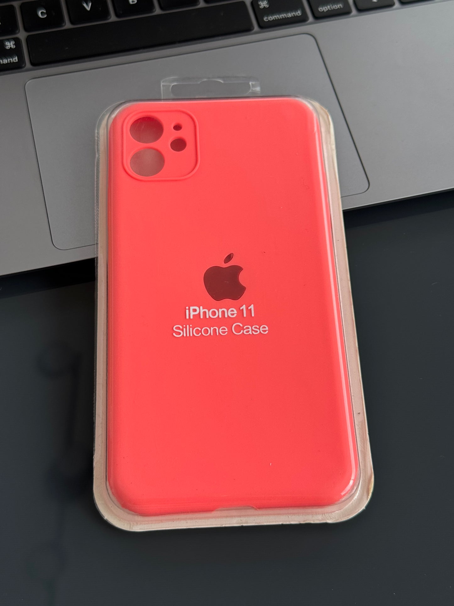 Carcasa silicona tipo original, con protección en cámara: IPHONE 11📱