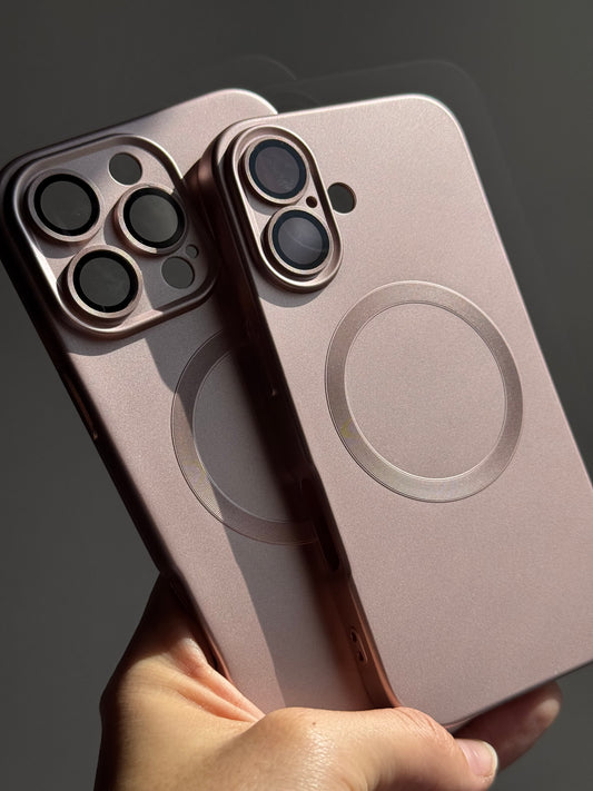 Carcasa MagSafe rosegold, con protección en cámara 📷