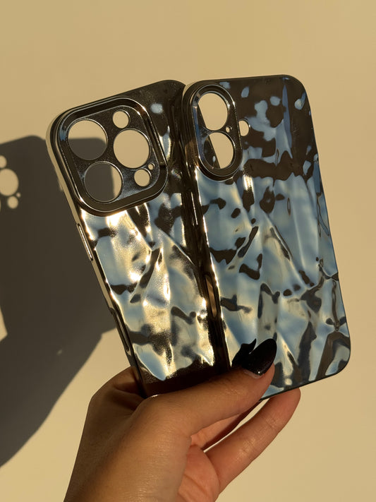 Carcasa Plateada relieve 📱(iph16/16Pro/16ProMax/14Plus-15Plus)