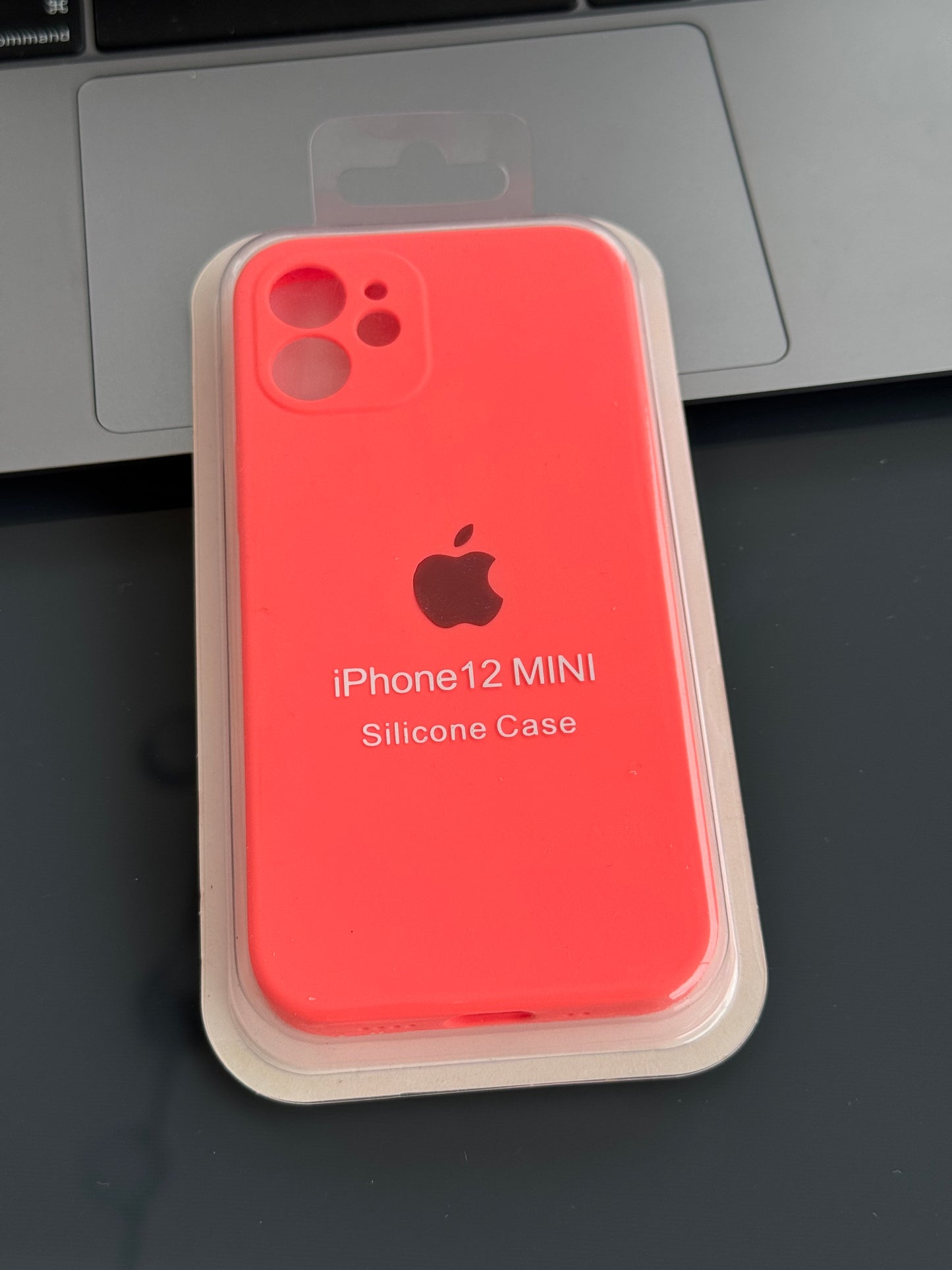 Carcasa tipo original con protección de cámara: iPhone 12MINI📱