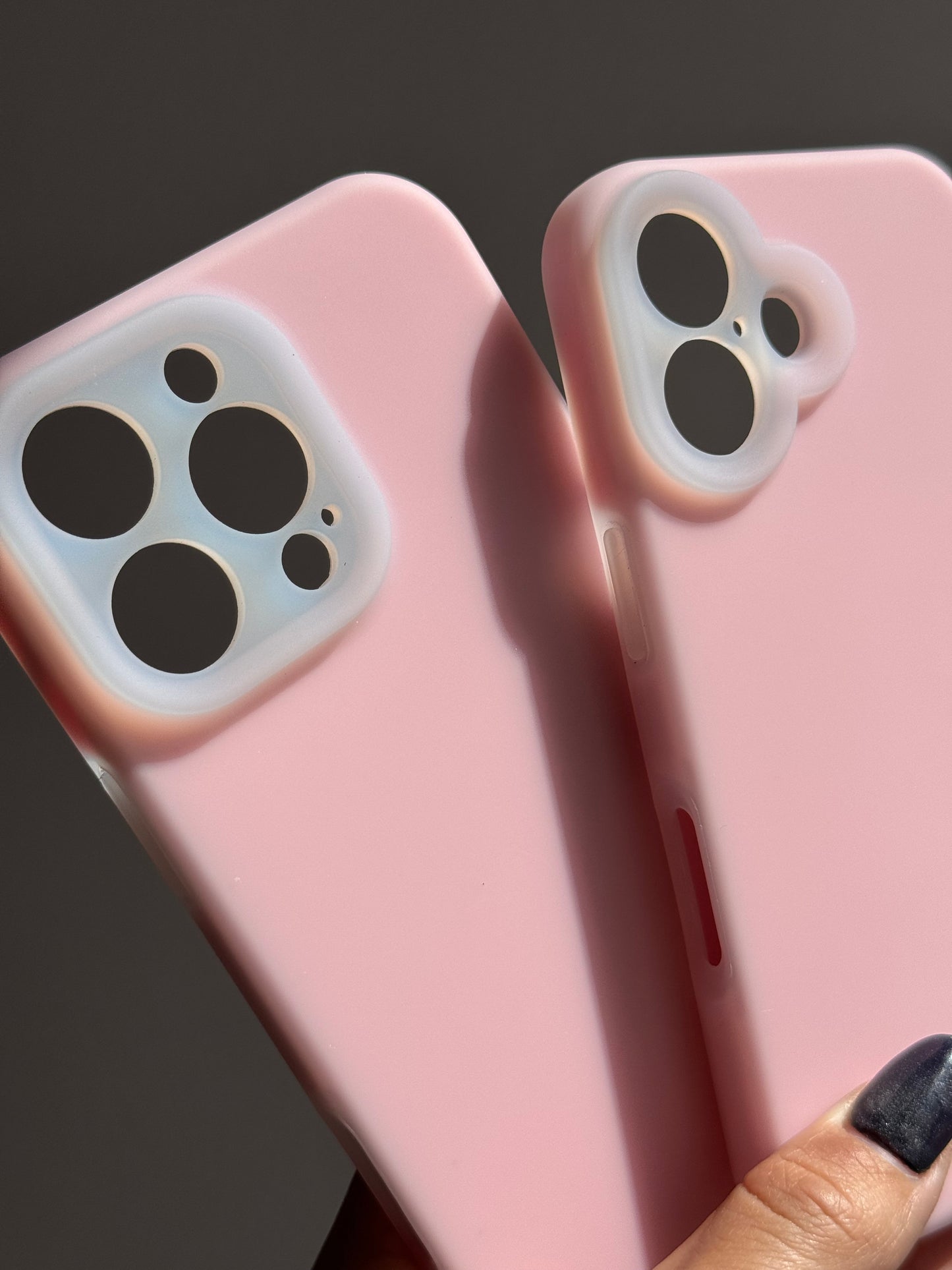 Carcasa Rosada, full protección, solo para línea iPhone “16”