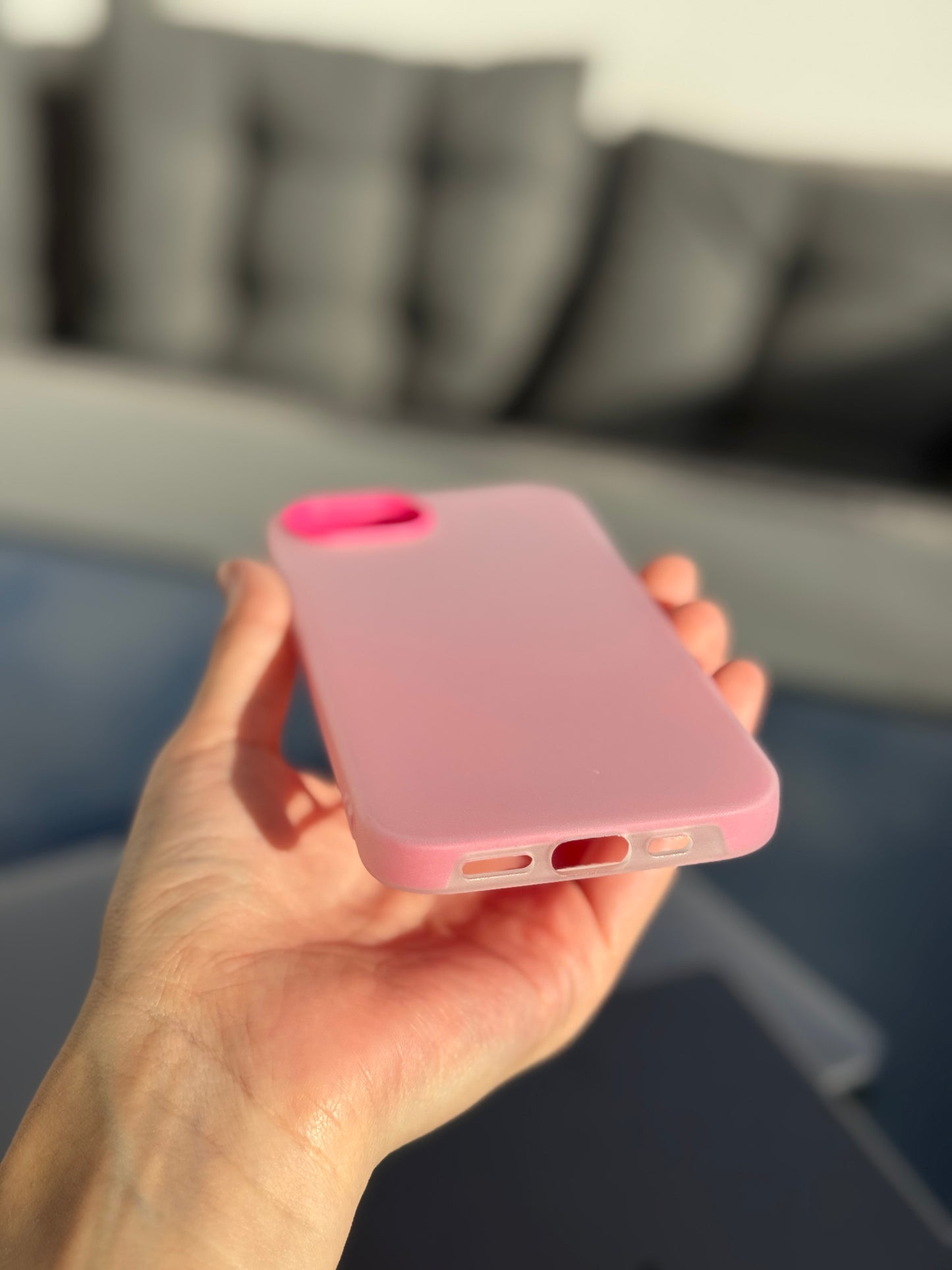 Carcasa formato doble, tono fucsia (iPhone 16E) 💕