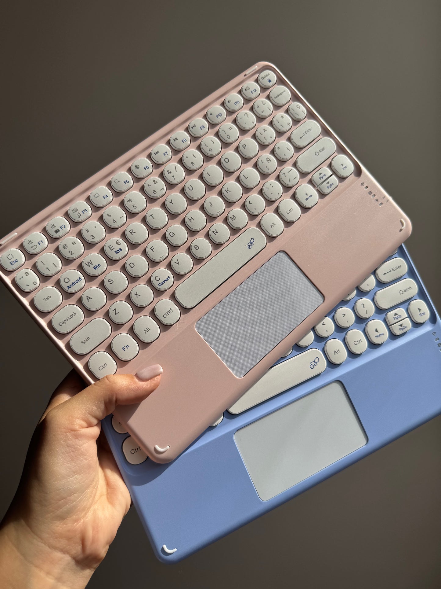 Teclados inalámbricos (con mouse touchPad)