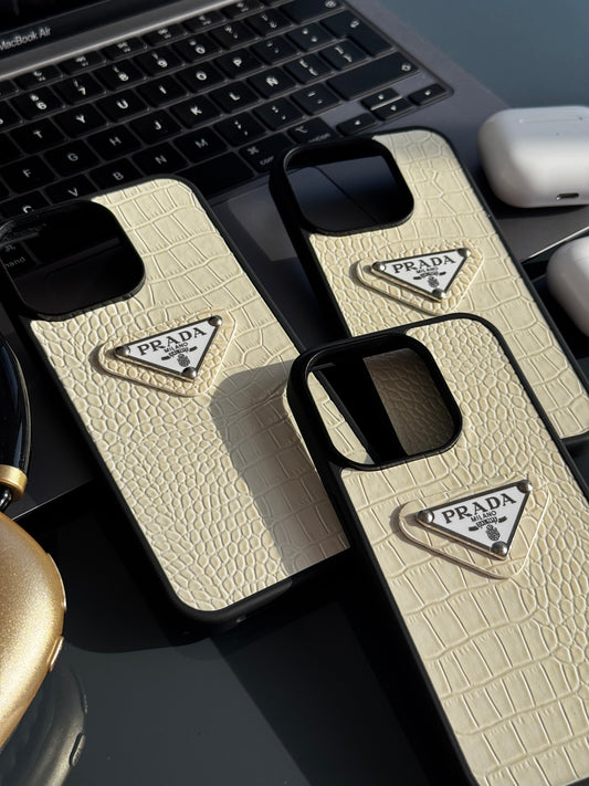 Carcasa de lujo, estampado en relieve eco cuero, color beige 📱✨