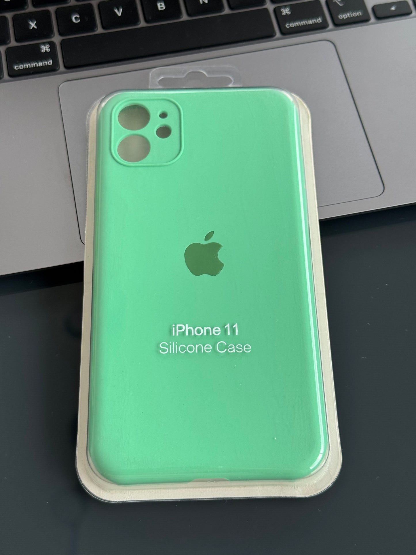 Carcasa silicona tipo original, con protección en cámara: IPHONE 11📱