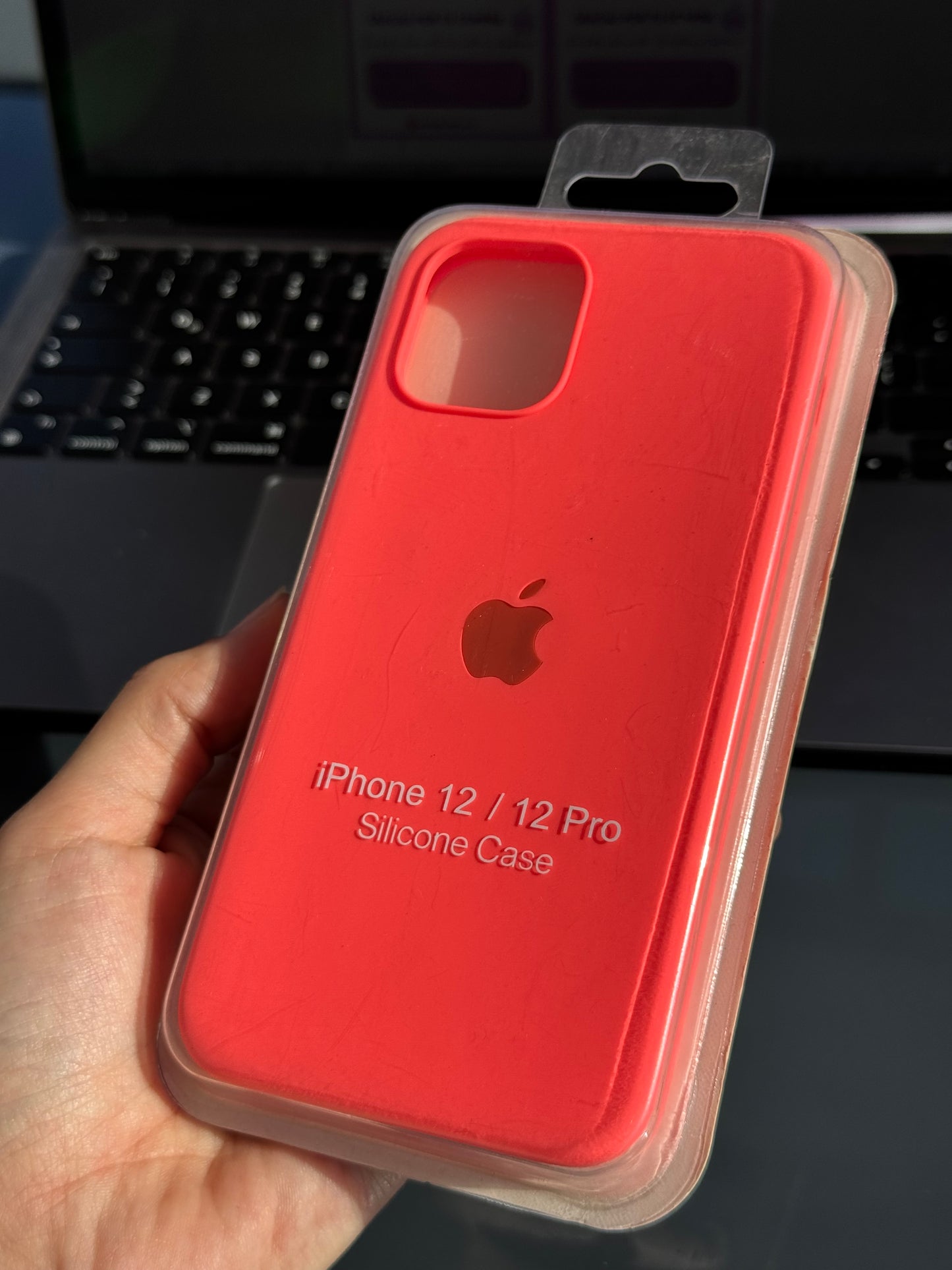 Carcasa tipo original, con abertura de cámara: iPhone 12/12PRO 📱