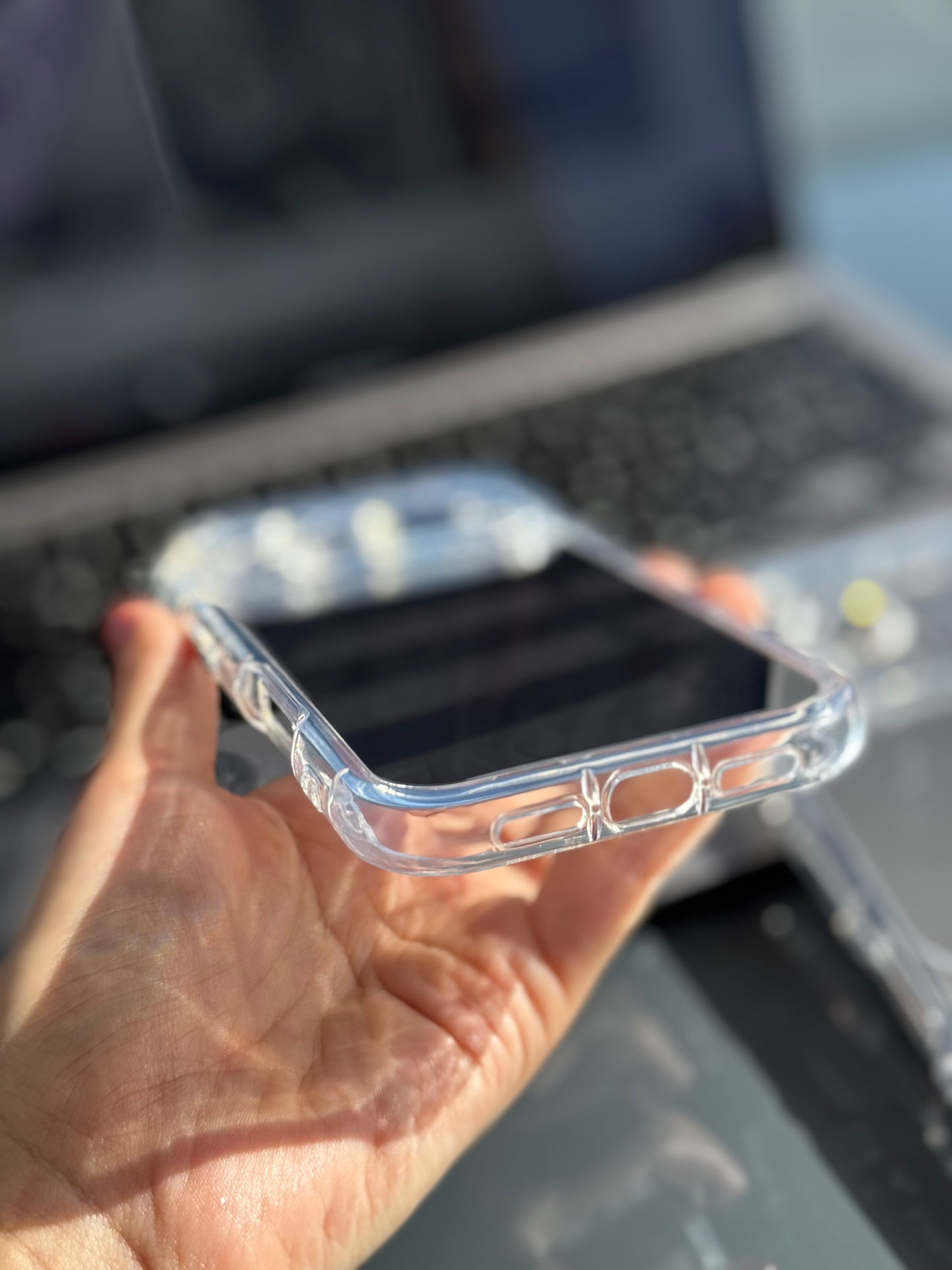 Carcasa espejada, bordes transparentes 📱 (iPhone 17 Pro/17 ProMax)