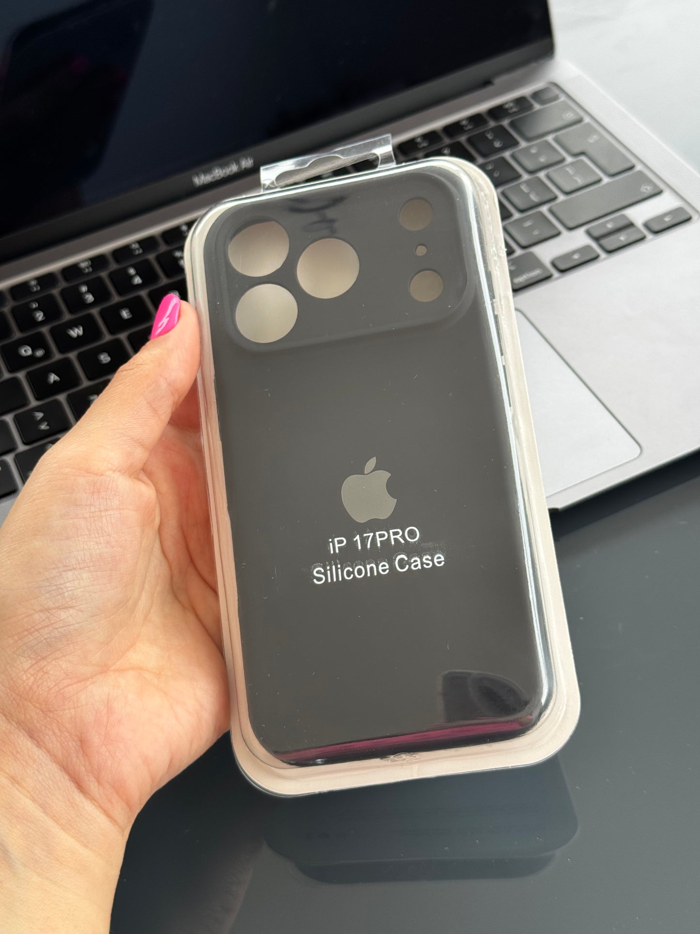 Carcasa tipo original con protección en cámara: iPhone 17PRO📱
