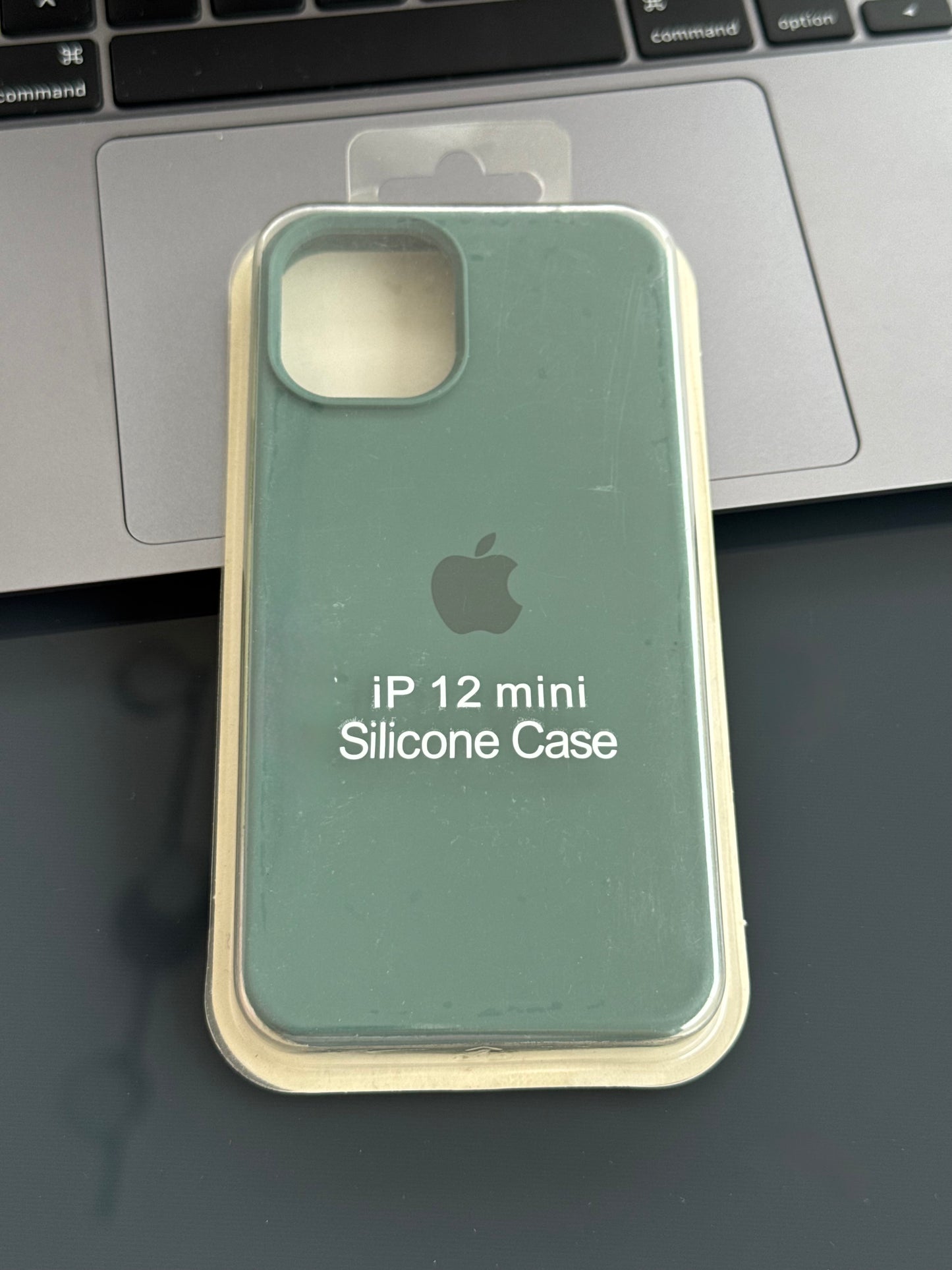 Carcasa tipo original con abertura en cámara: iPhone 12MINI📱