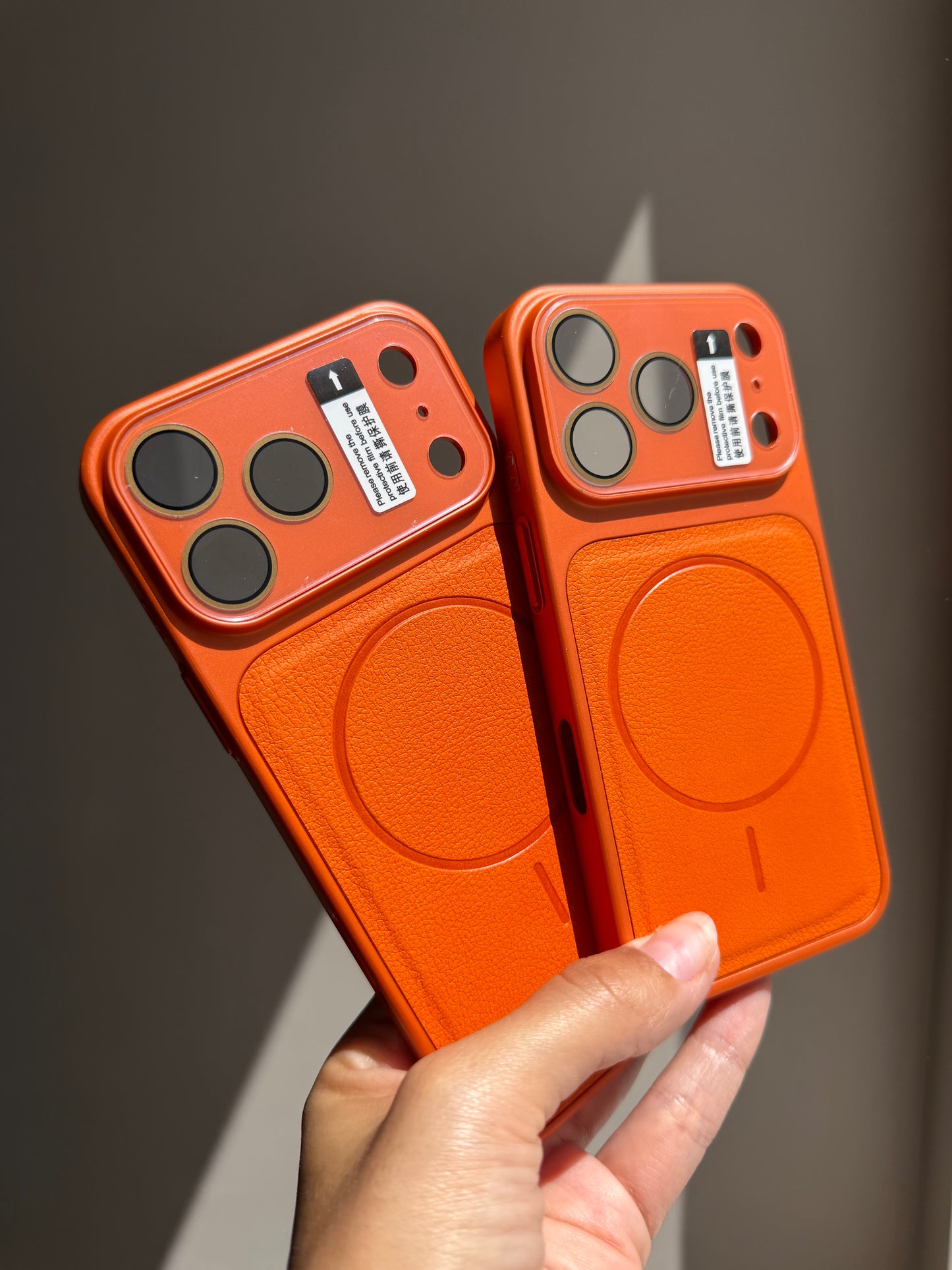 Case MagSafe, con protección en cámara (solo iPhone 17Pro/17ProMax) 🟠