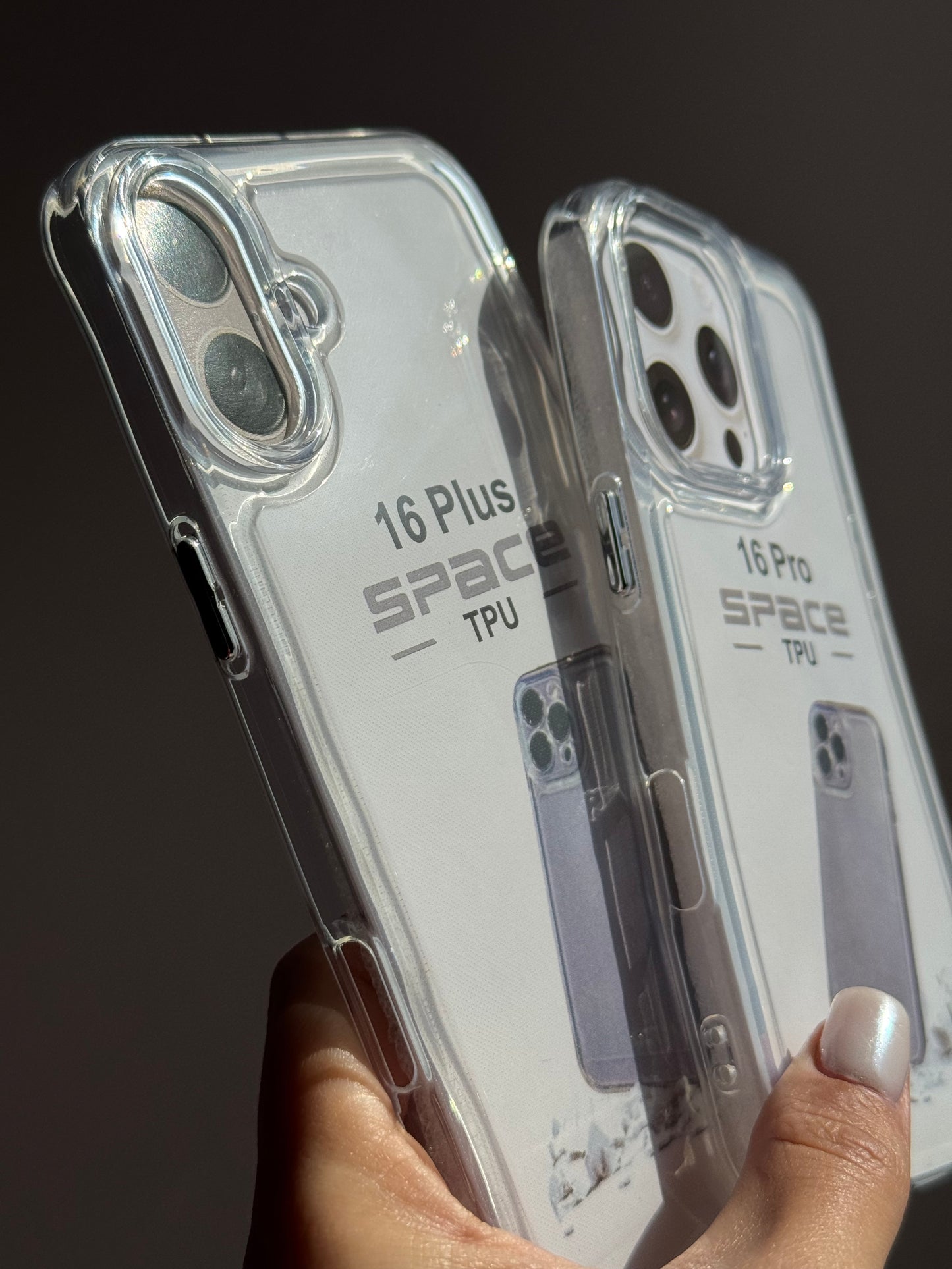 Carcasa transparente (borde normal) iPhone 16Plus/16Pro