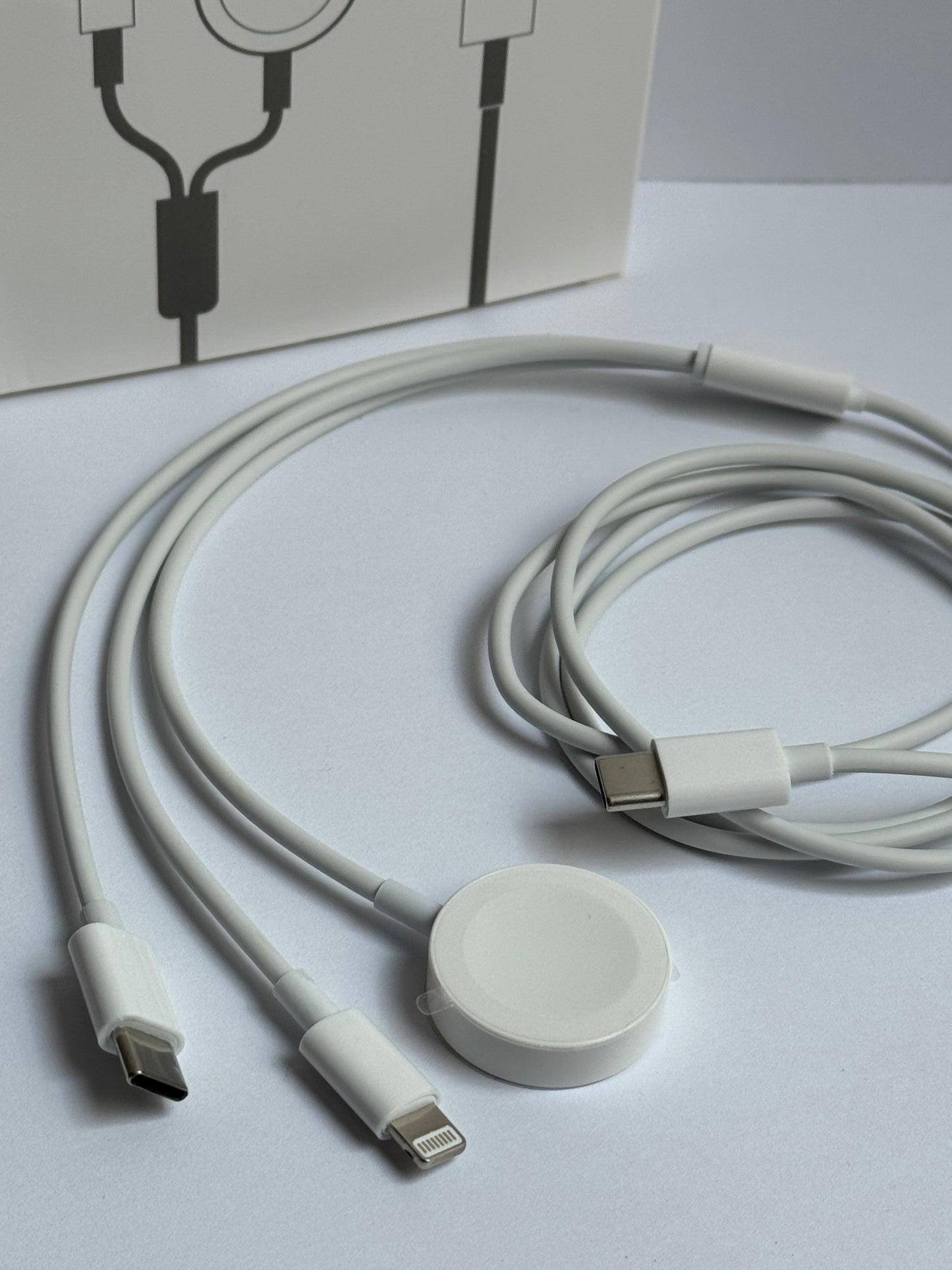 Cable multi-uso 3 en 1, conexión C (entrada Lightning/AppleWatch/C)