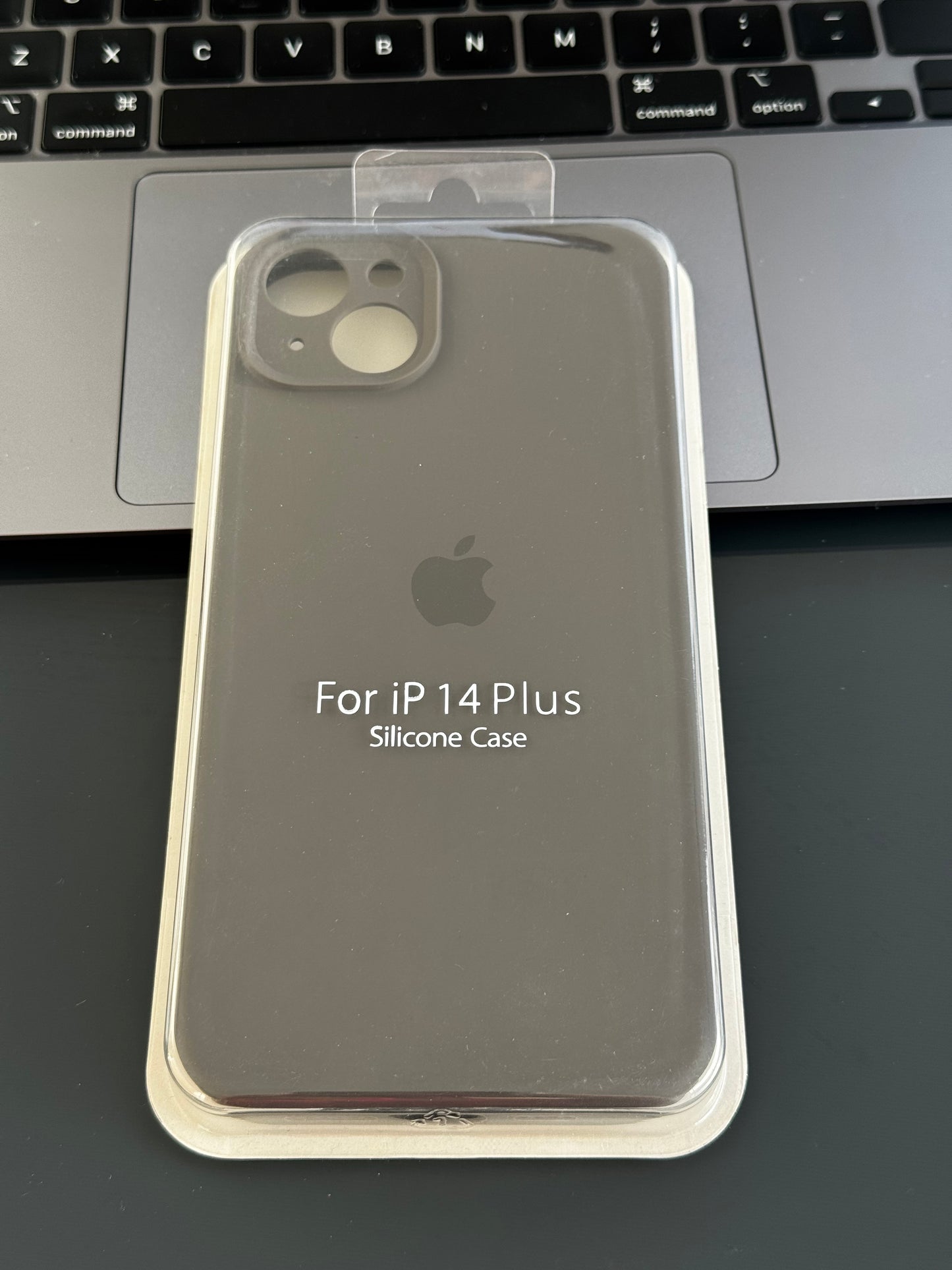 Carcasa tipo original, con protección en cámara: iPhone 14PLUS 📱