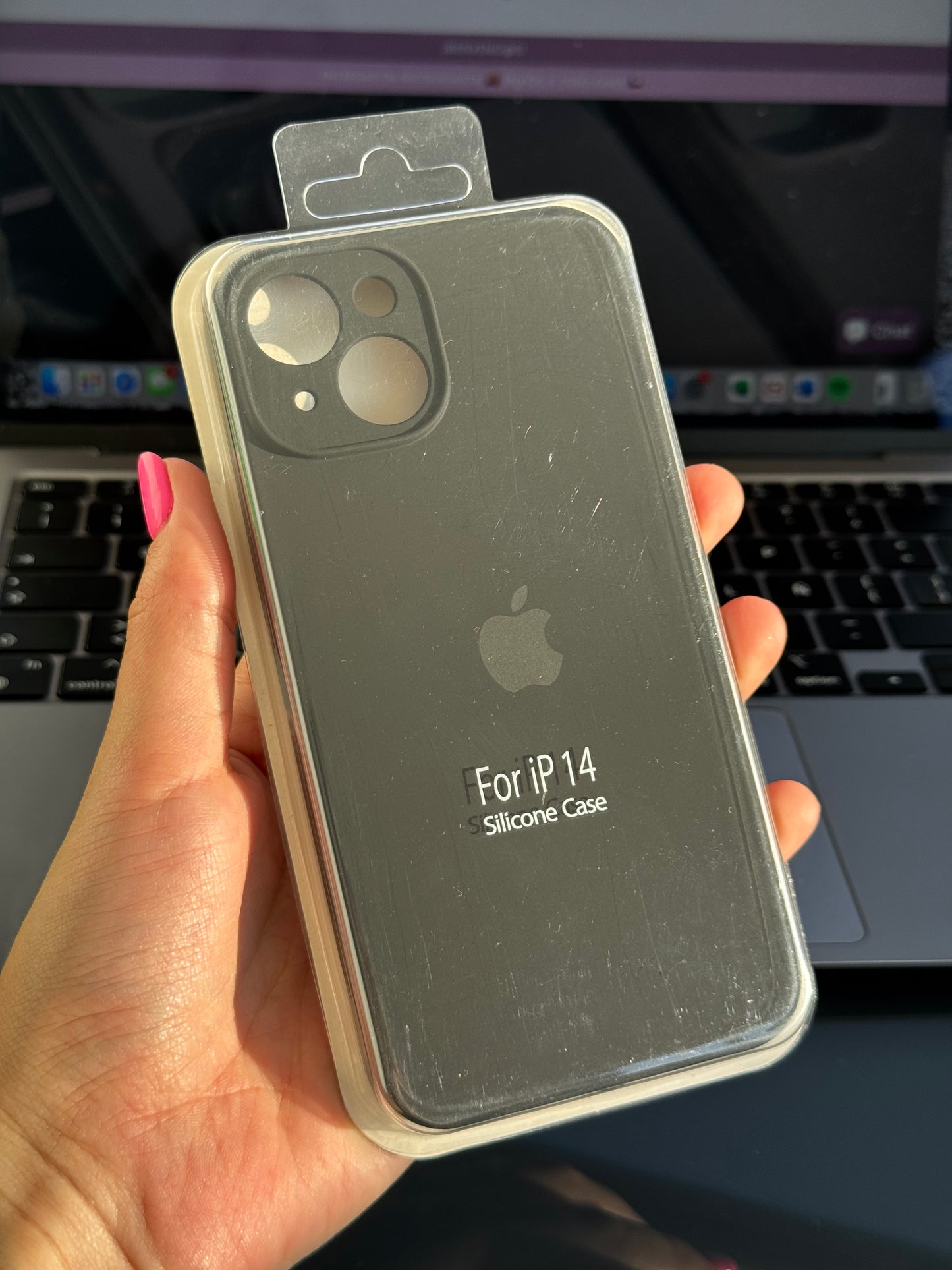 Carcasa tipo original, con protección de cámara: iPhone 14 📱