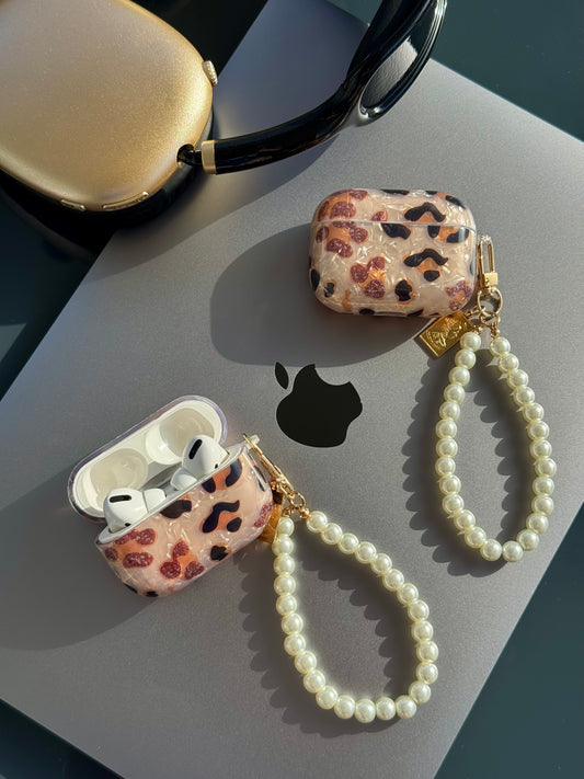 Funda para AirPods, animal print con colgante de perlas✨