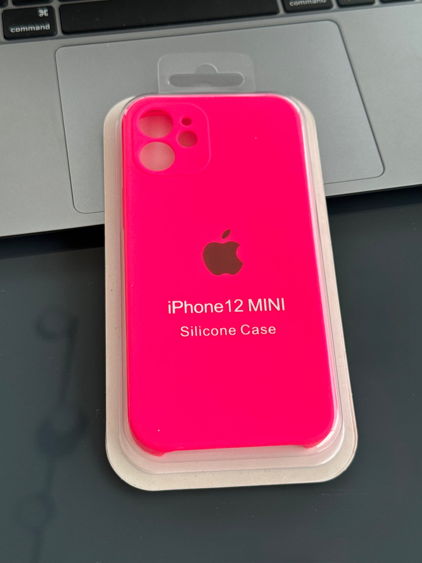 Carcasa tipo original con protección de cámara: iPhone 12MINI📱
