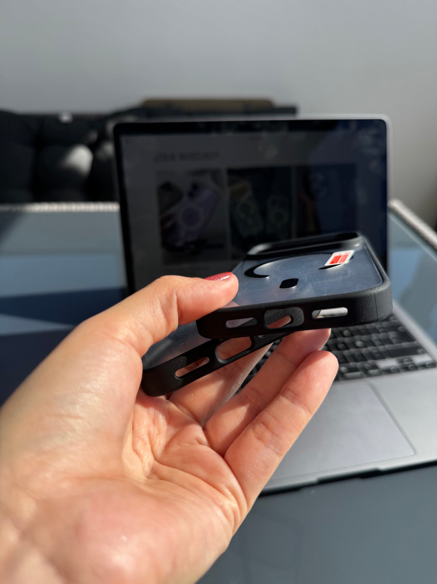 Carcasa MagSafe, bordes negros 📱(solo iph 17Pro/17ProMax)