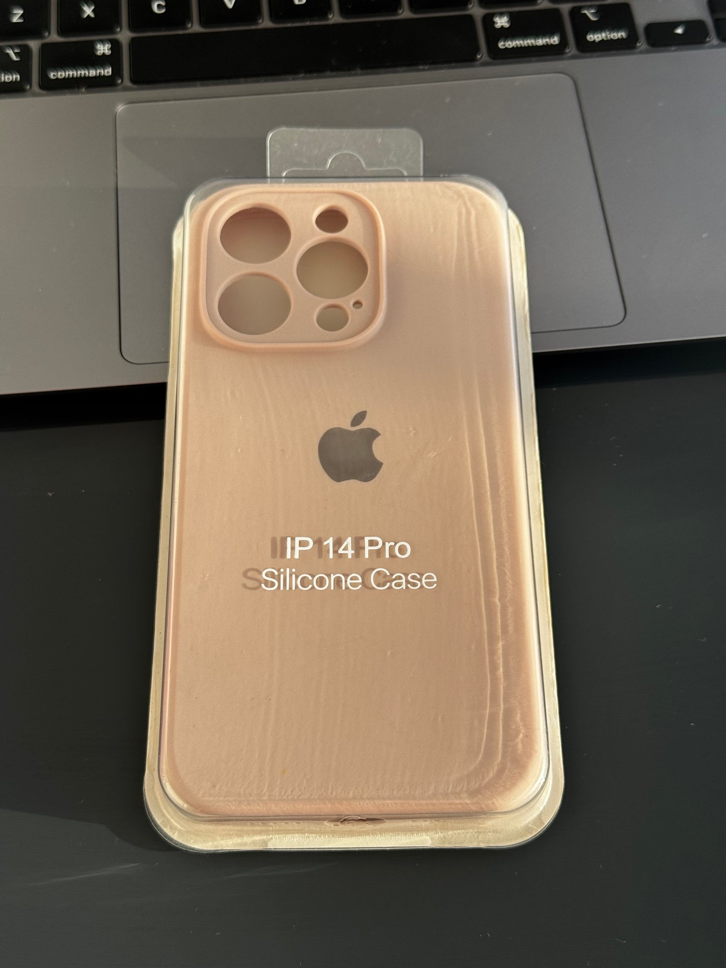 Carcasa tipo original con protección en cámara: iPhone 14 PRO📱