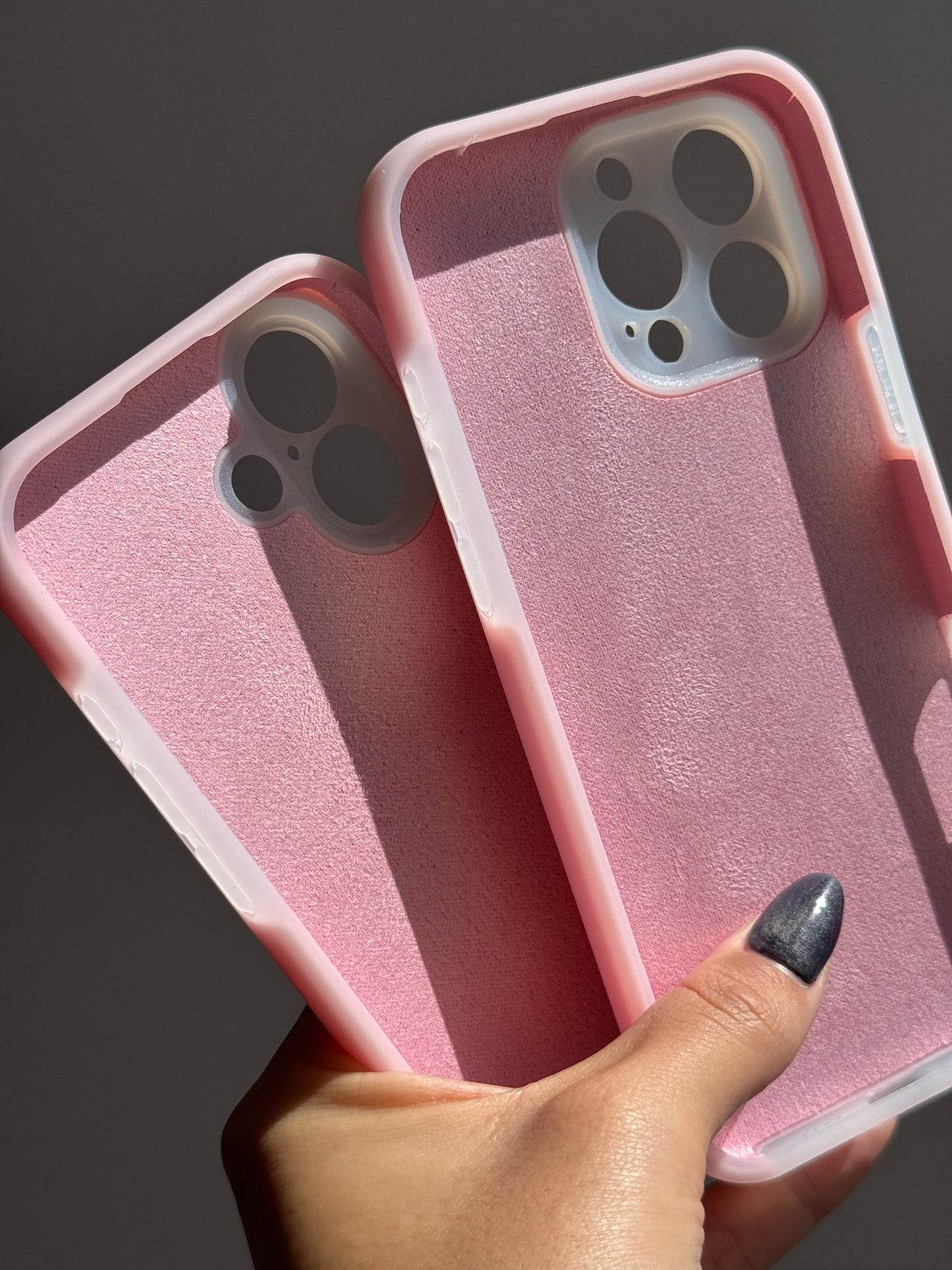 Carcasa Rosada, full protección, solo para línea iPhone “16”