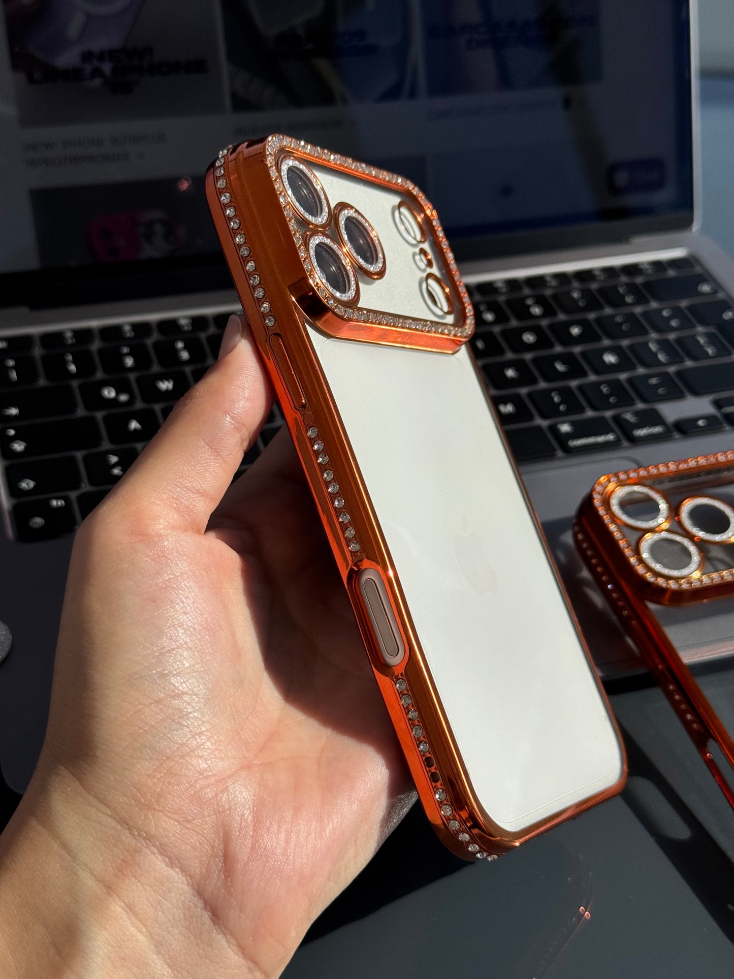 Carcasa Shine 🧡✨ (iPhone 17Pro/17ProMax)