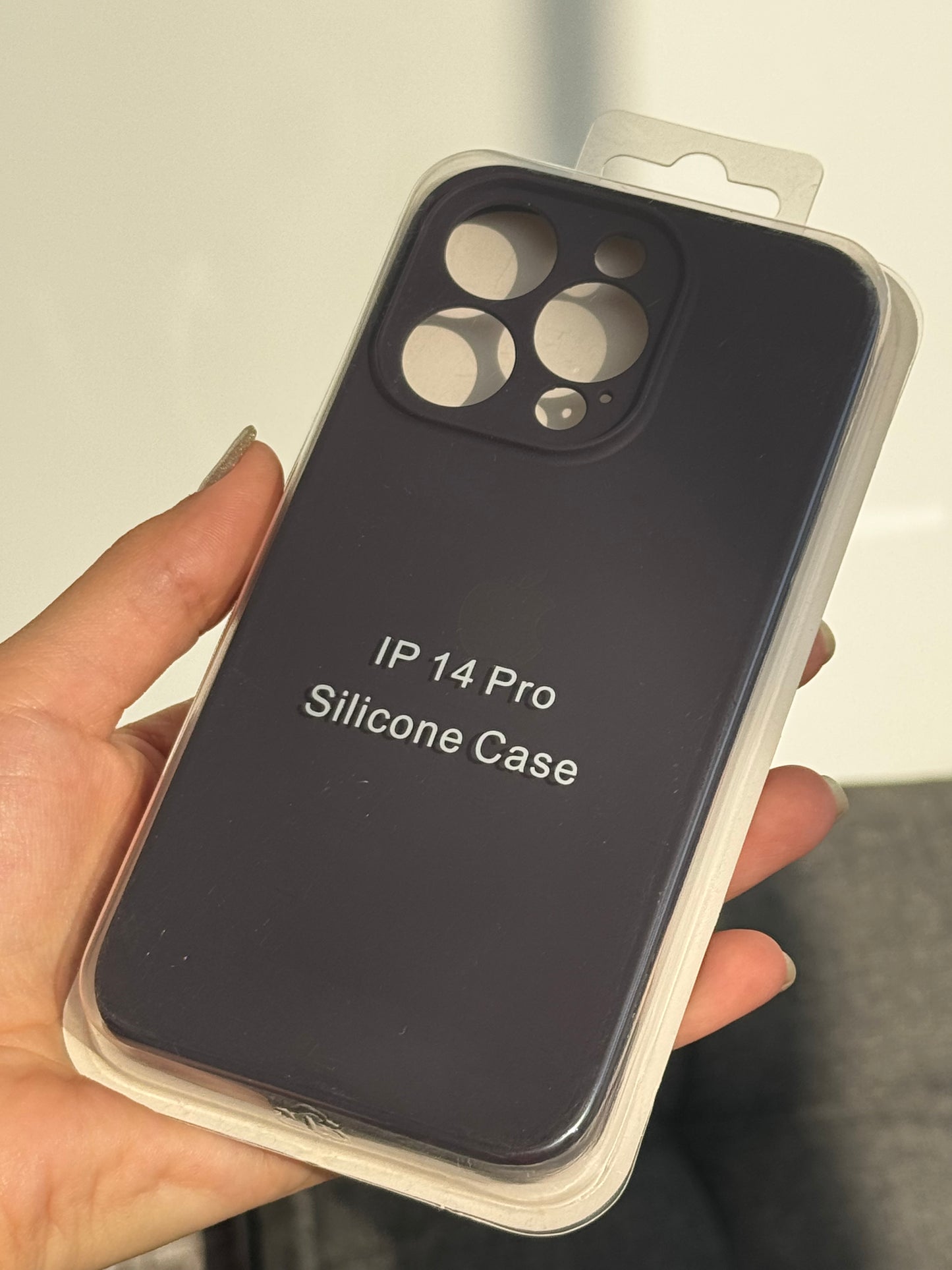 Carcasa tipo original con protección en cámara: iPhone 14 PRO📱