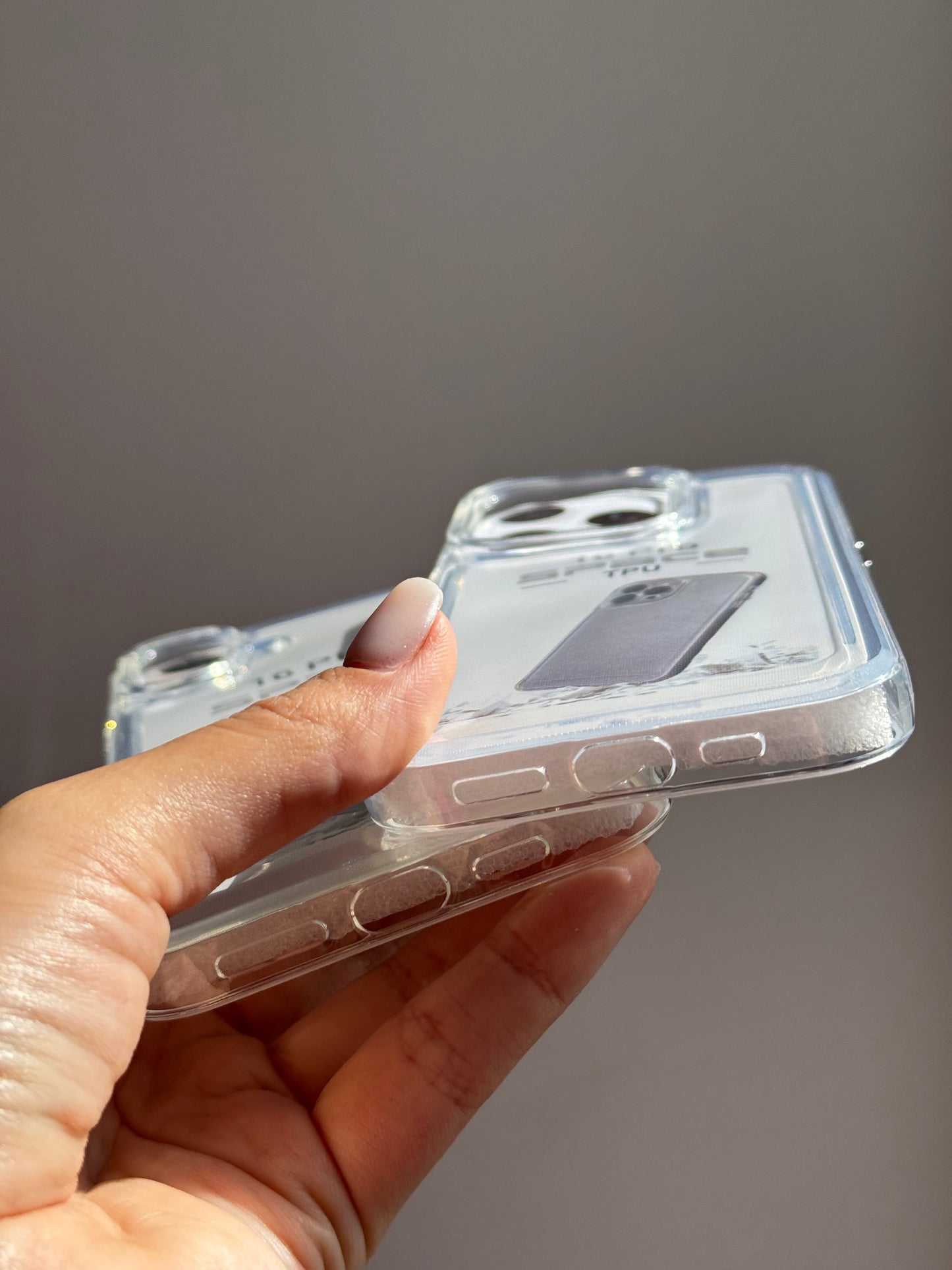 Carcasa transparente (borde normal) iPhone 16Plus/16Pro