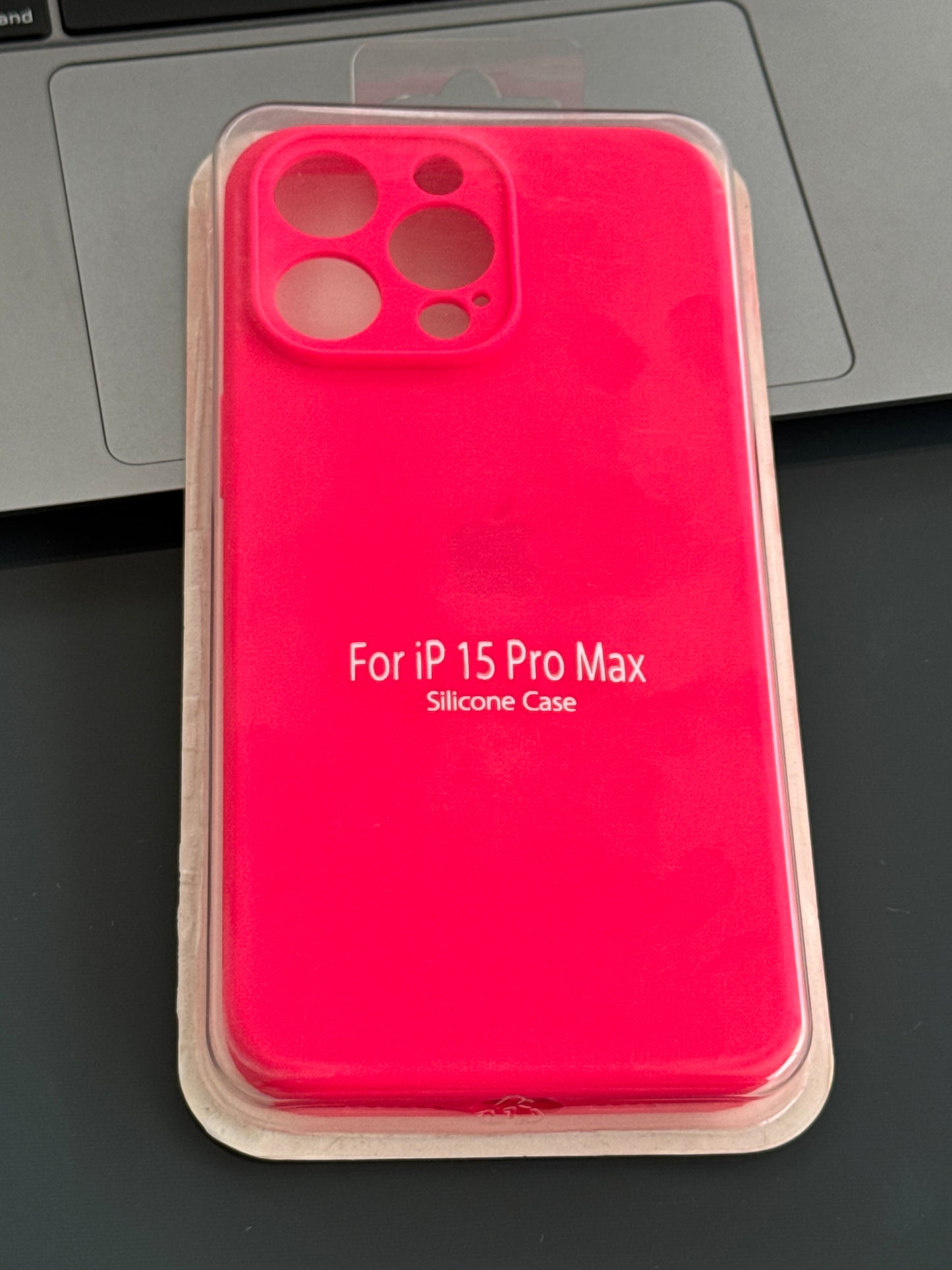 Carcasa tipo original con protección en cámara: iPhone 15PROMAX 📱