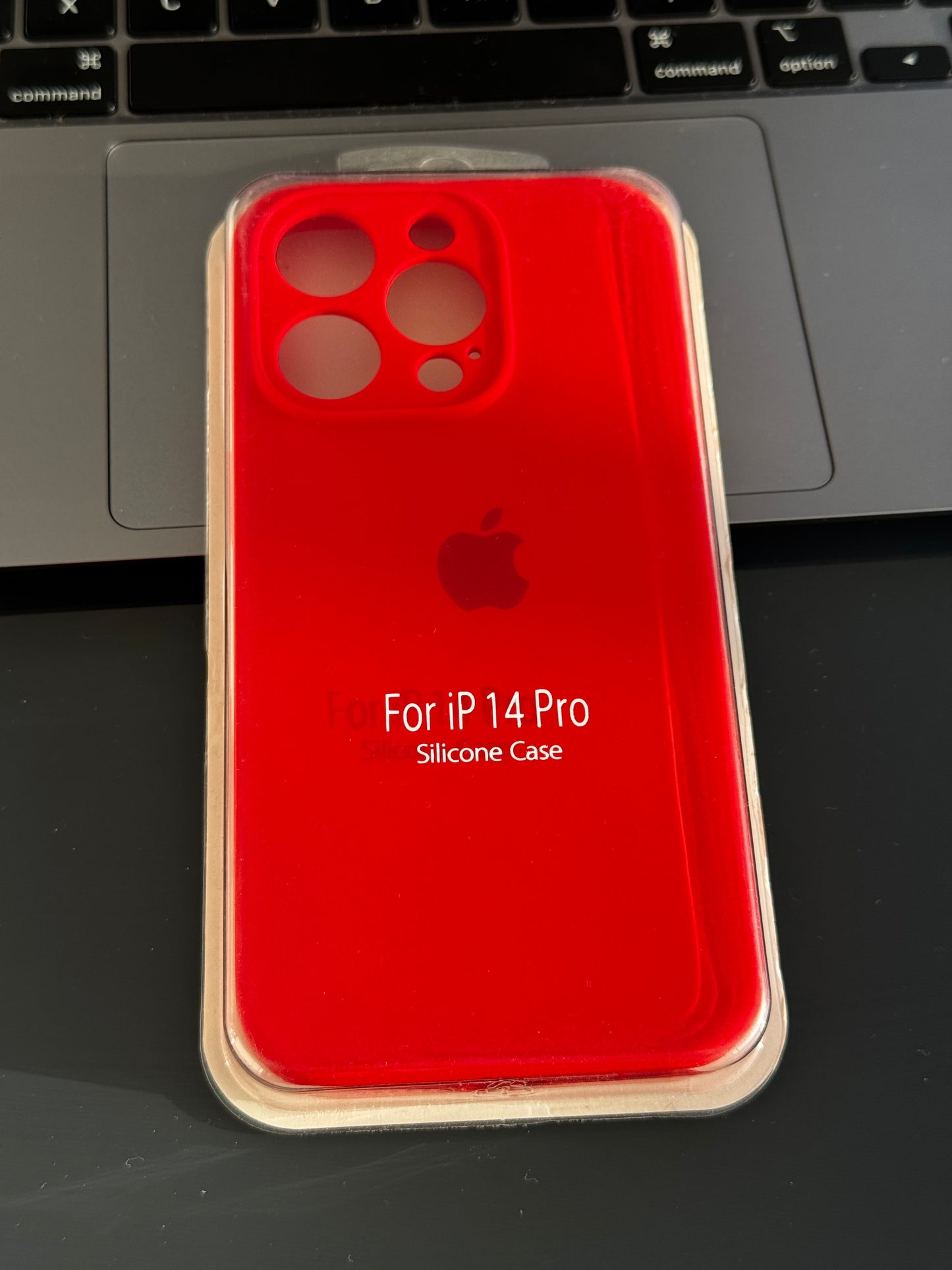 Carcasa tipo original con protección en cámara: iPhone 14 PRO📱