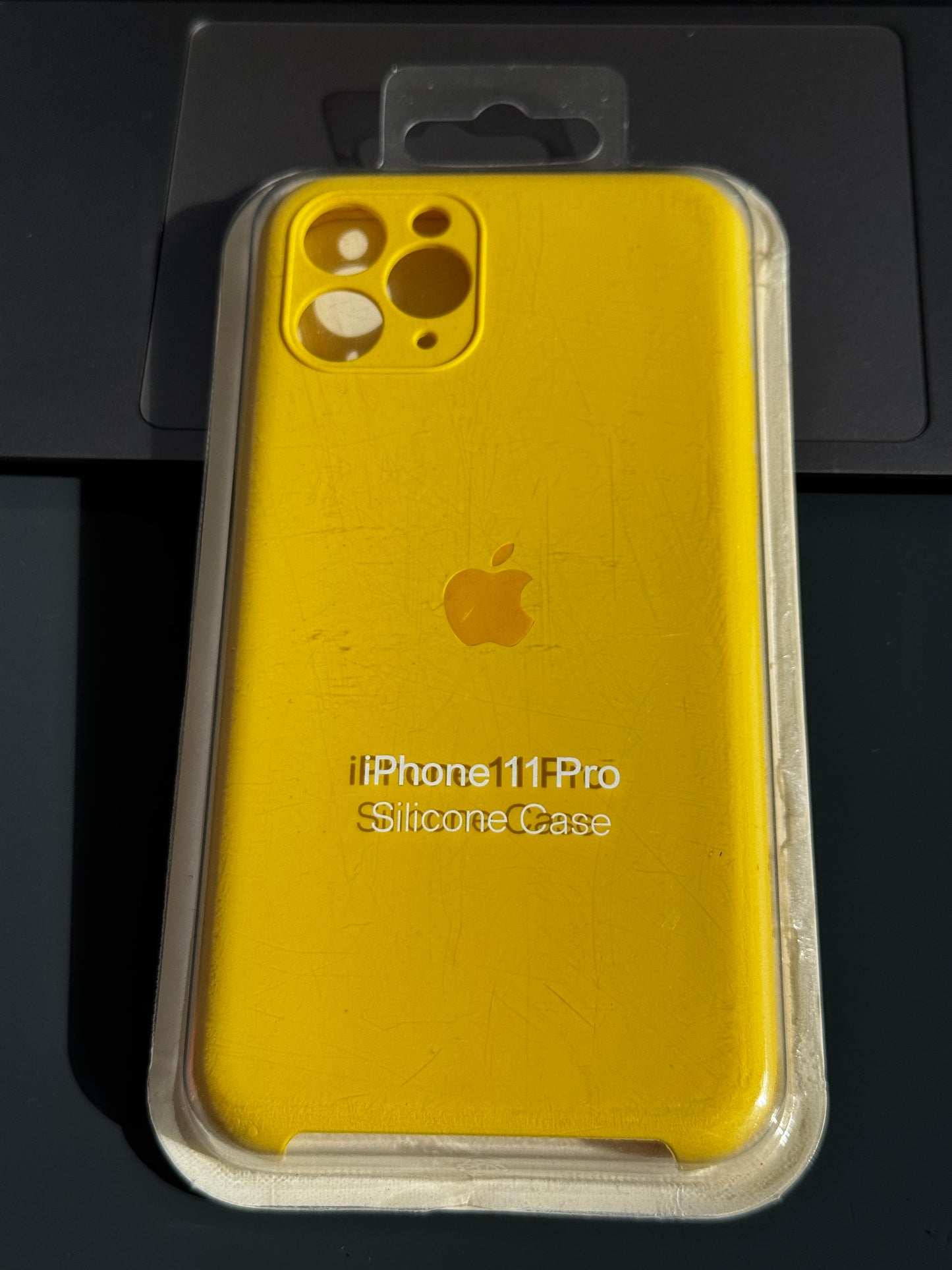 Carcasa tipo original de silicona con protección en cámara: iPhone 11PRO 📱