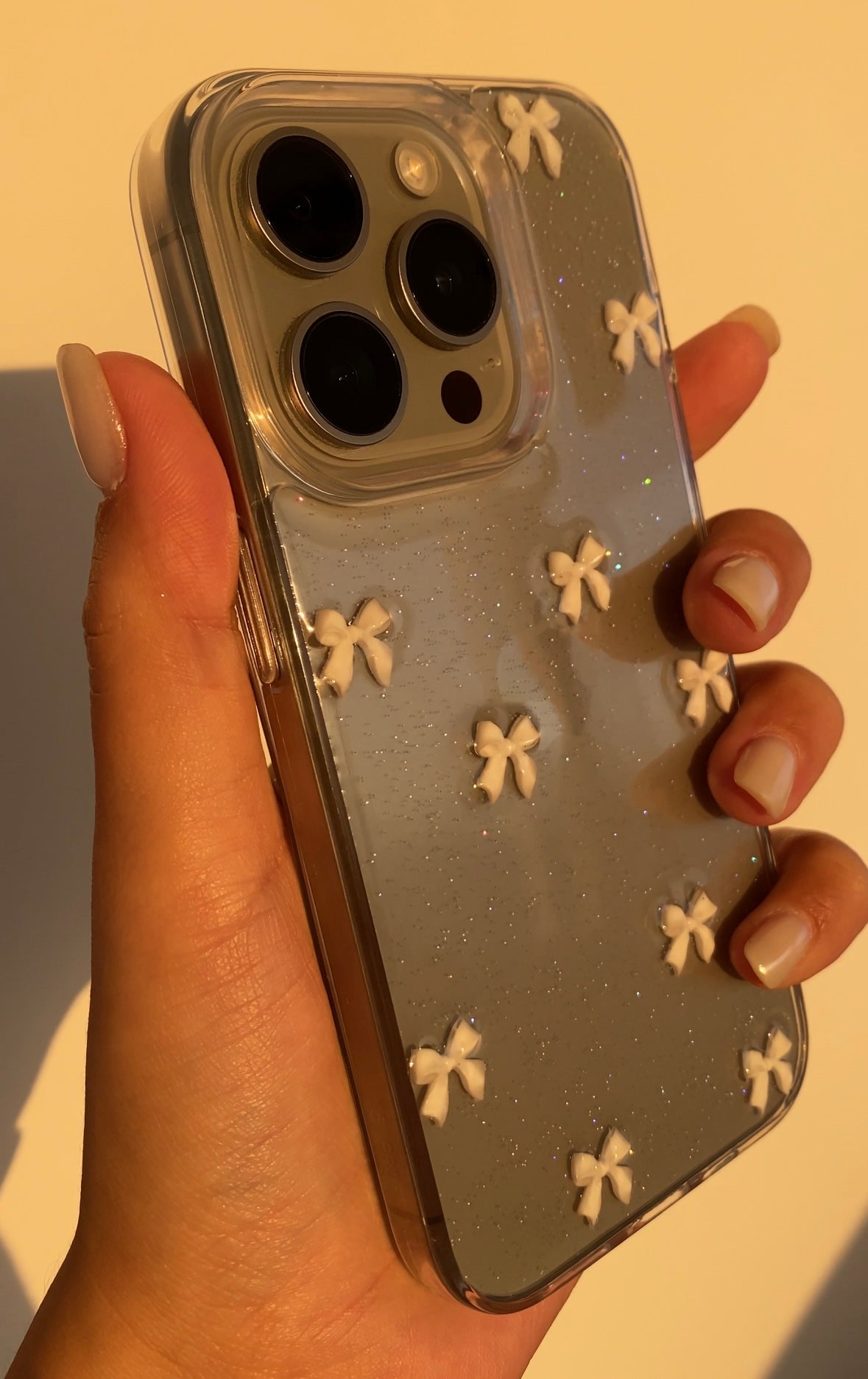 Carcasa transparente con brillos 🎀