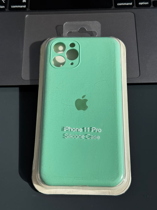 Carcasa tipo original de silicona con protección en cámara: iPhone 11PRO 📱