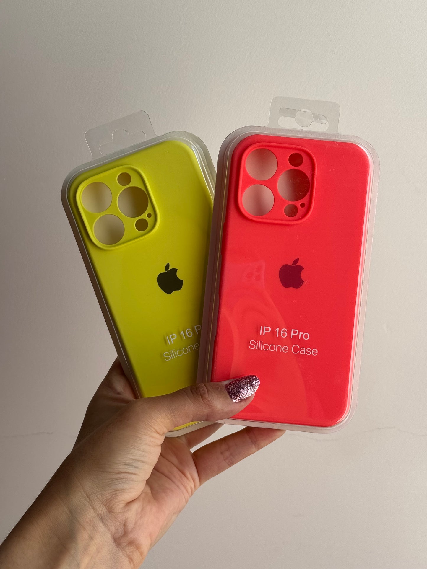Case Apple iPhone 16 Pro 📱 (más colores en IG)