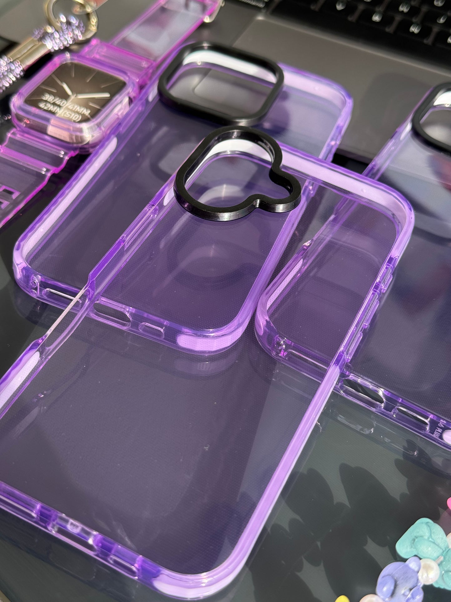 Carcasa transparente, borde reforzado: morado 💜