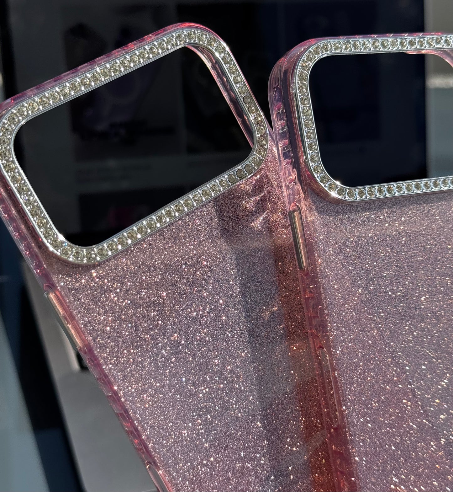 Case rose con mini brillos y bordes plateados full Shine ✨💖