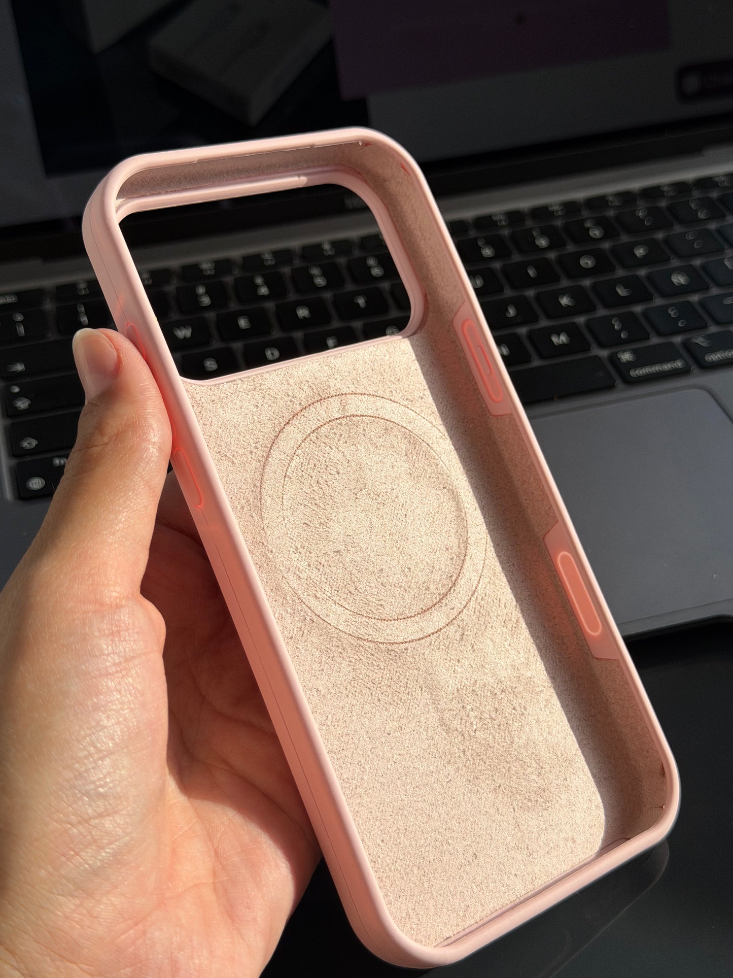 Case MagSafe, Rosa Nude 💓☑️ (solo iph 17/17Pro/17ProMax)