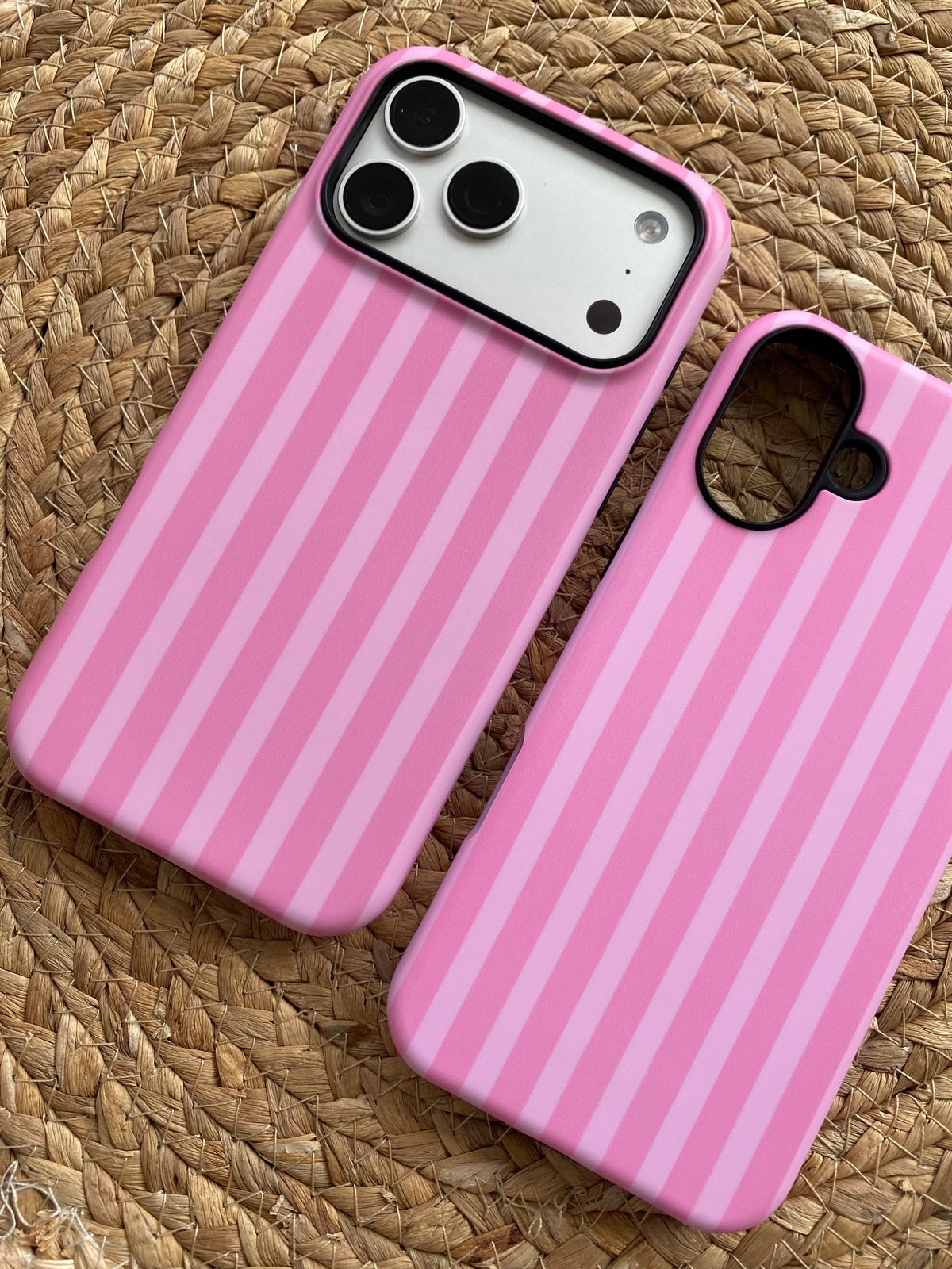 Carcasa Pink Candy 💖(no incluye accesorios)