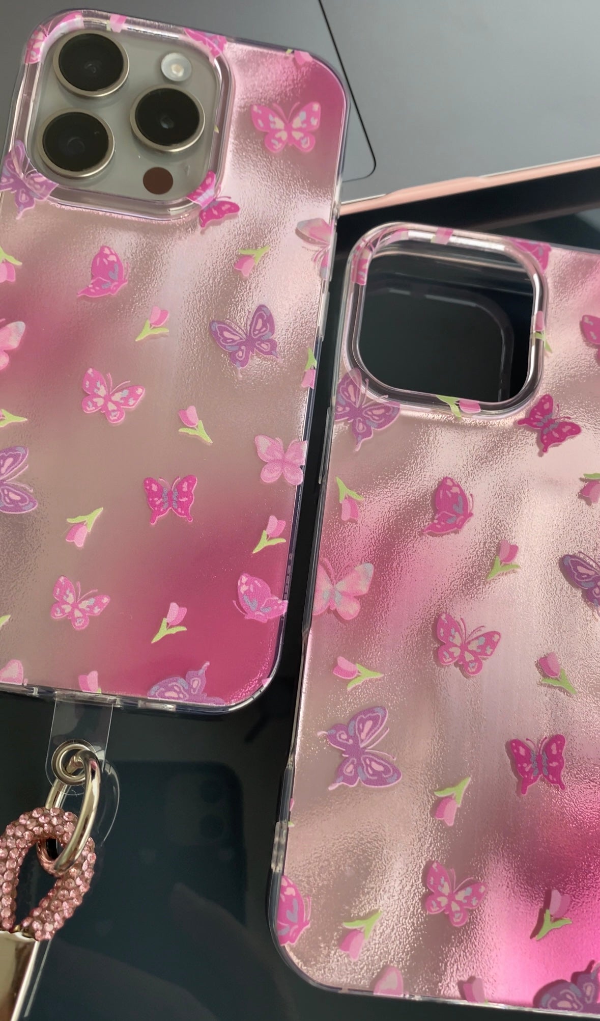 Carcasa Mariposas 🦋 (no incluye accesorios)