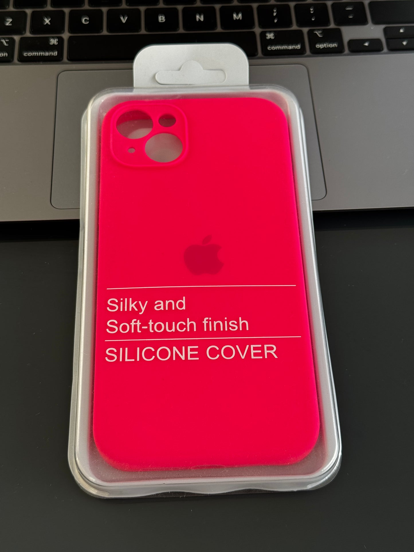 Carcasa tipo original, con protección en cámara: iPhone 14PLUS 📱